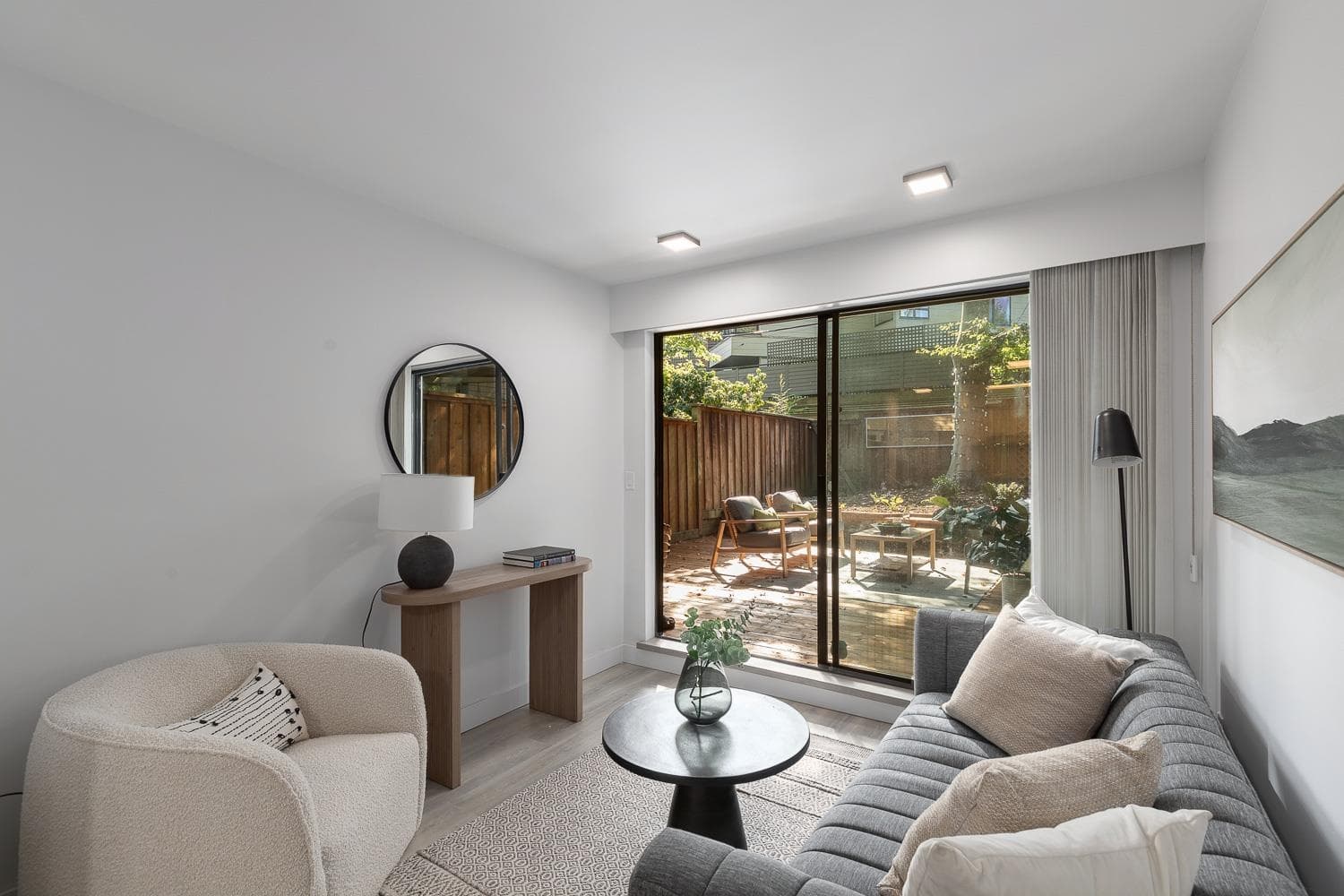 207 - 2410 Cornwall Avenue, Vancouver, V6K 1B8 — photo 1