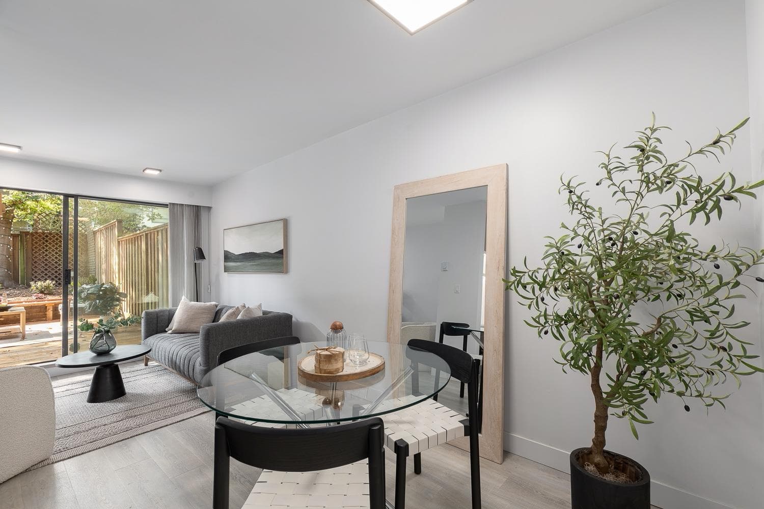 207 - 2410 Cornwall Avenue, Vancouver, V6K 1B8 — photo 5