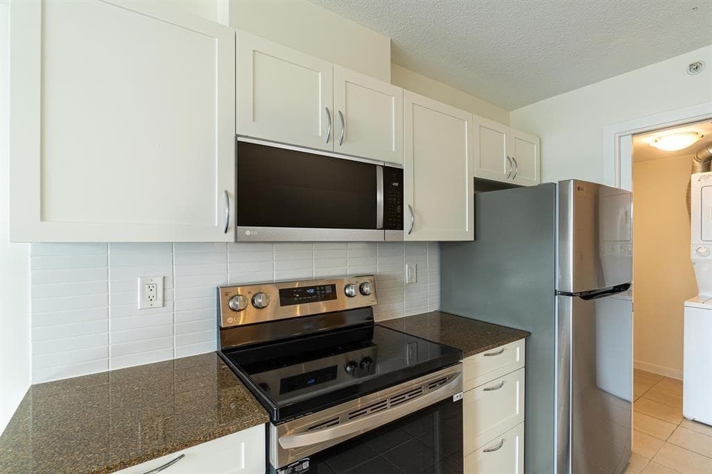 809 - 933 Hornby Street, Vancouver, V6Z 3G4 — photo 3