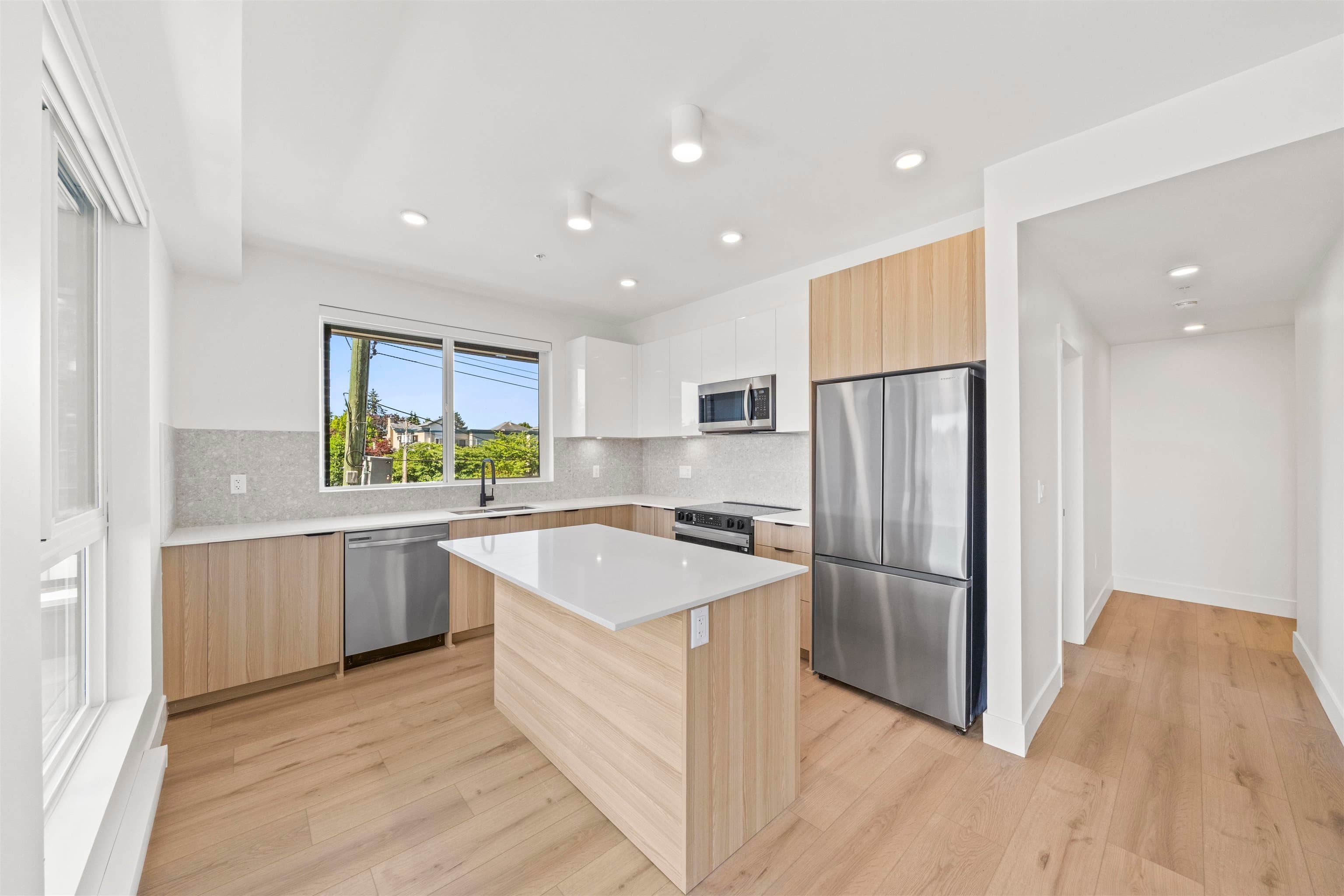 439 - 20769 Fraser Highway, Langley, V3A 4G4 — photo 3