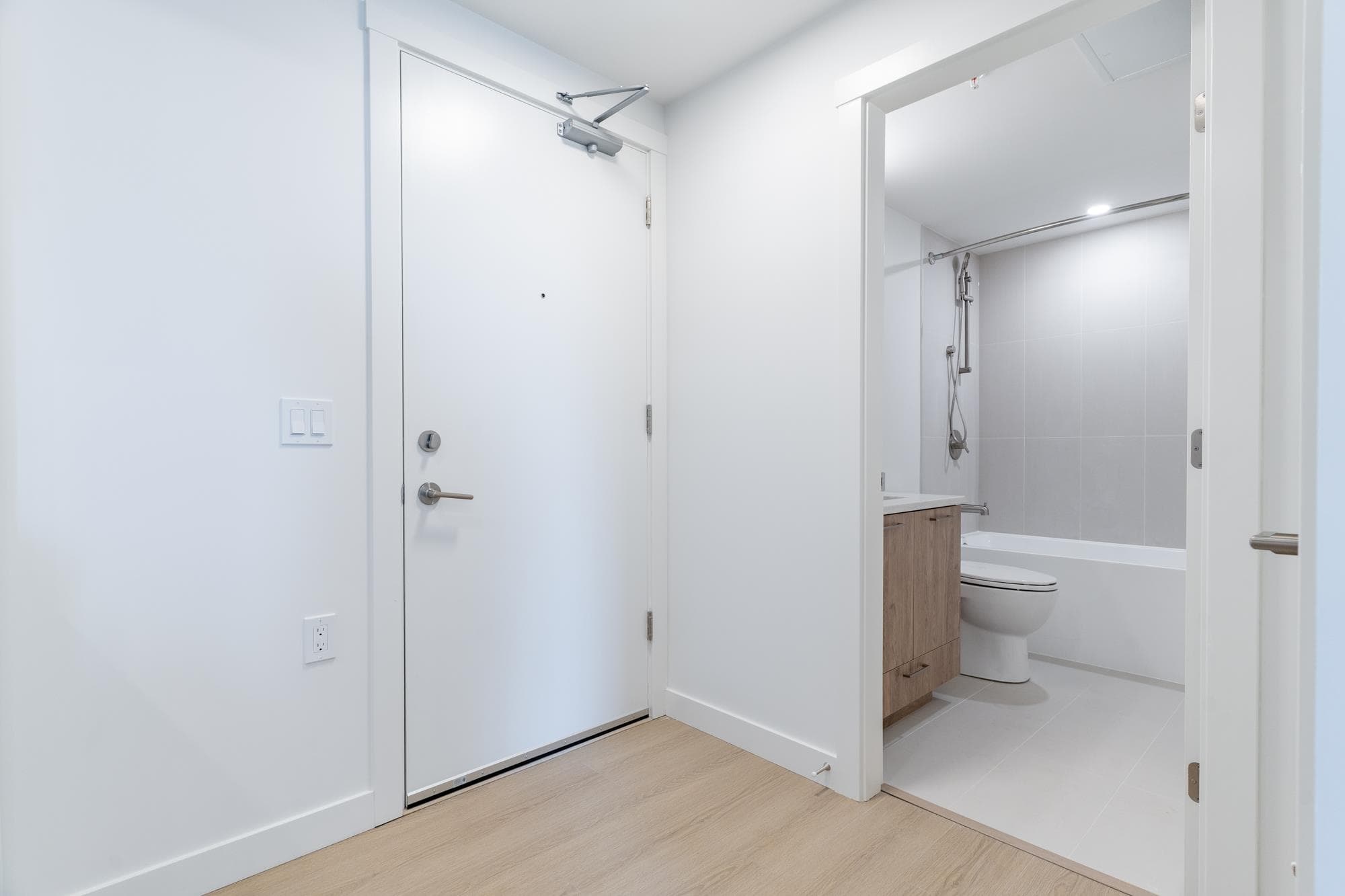 421 - 82 First Street, New Westminster, V3L 0L8 — photo 4