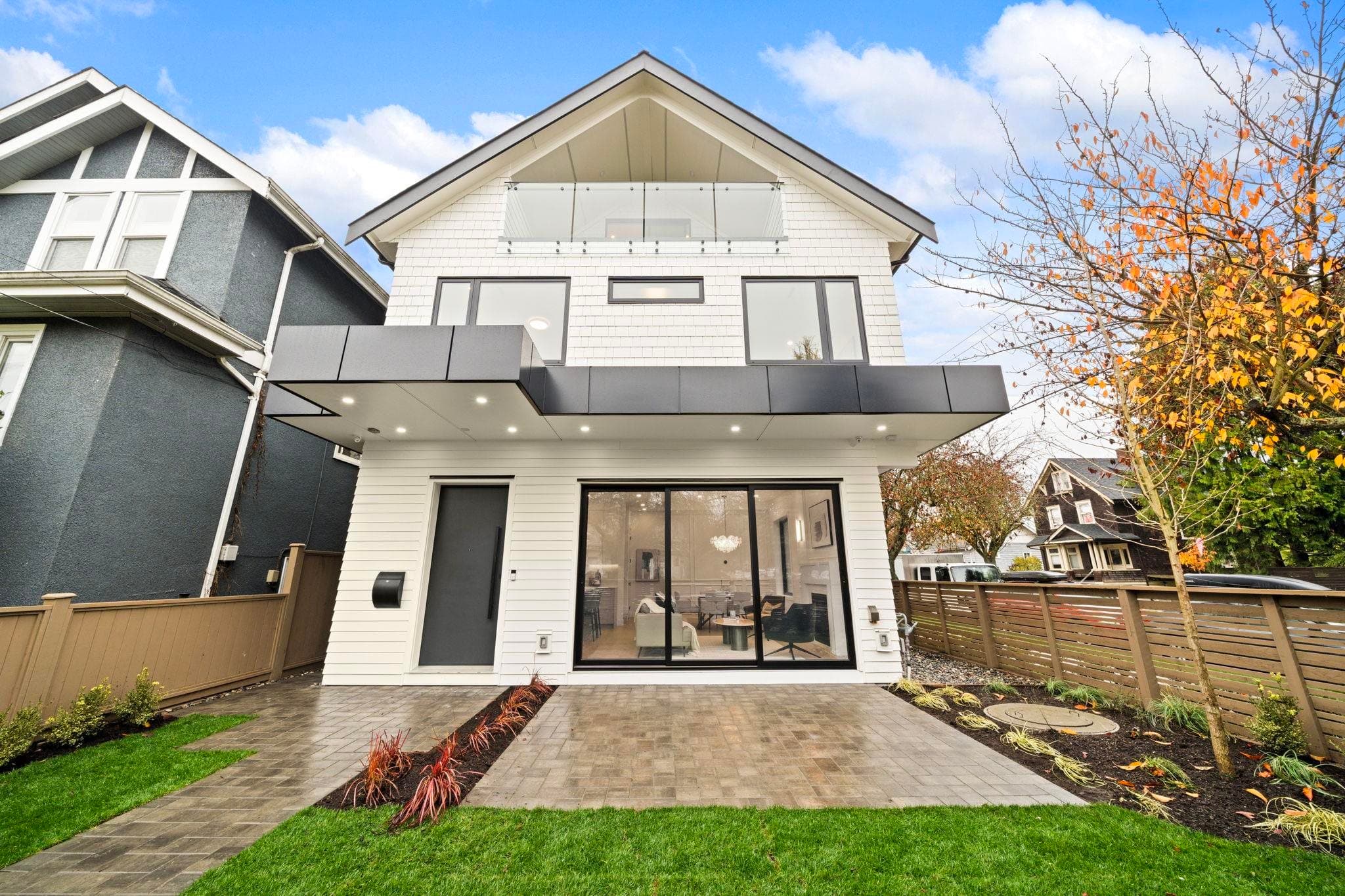1095 E 14th Avenue, Vancouver, V5T 2P1 — photo 2