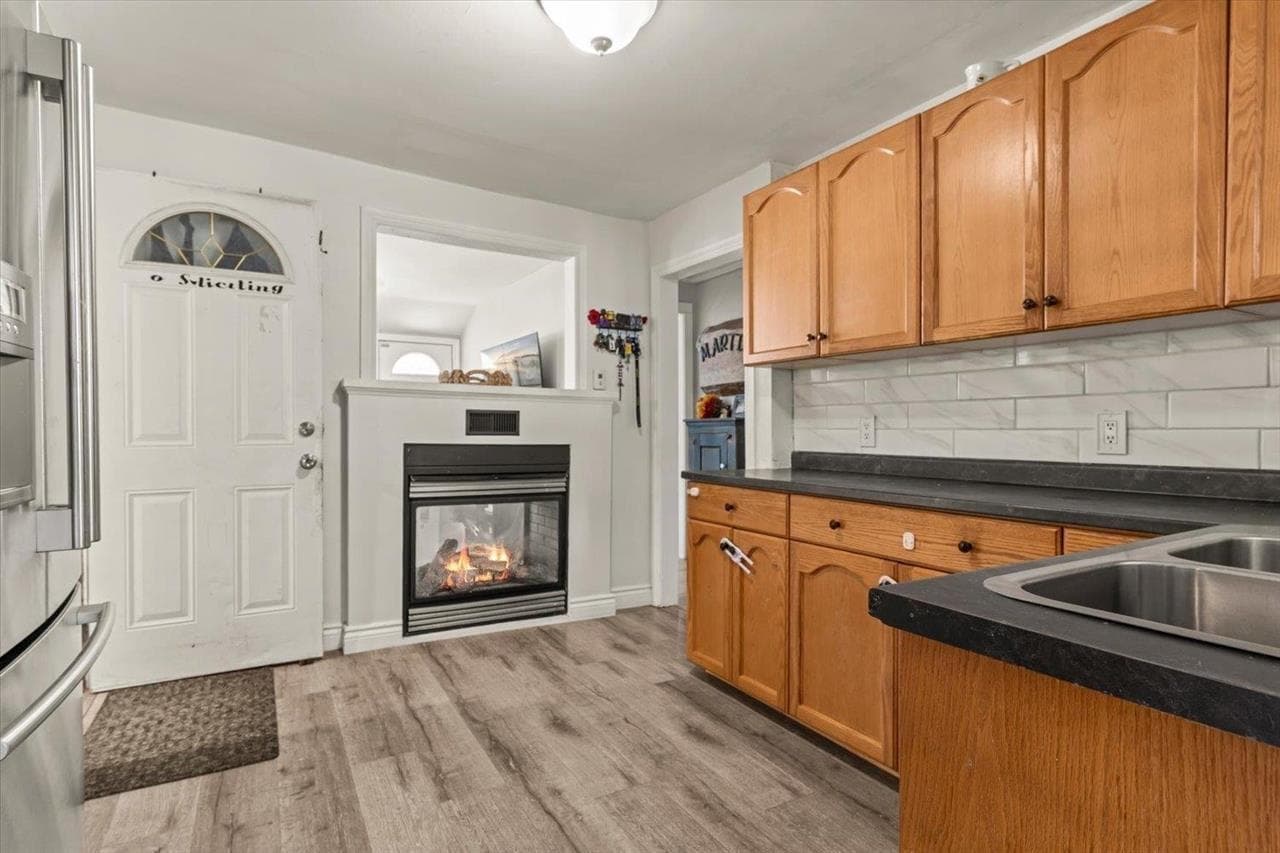 325 Hudson Bay Street, Hope, V0X 1L0 — photo 4