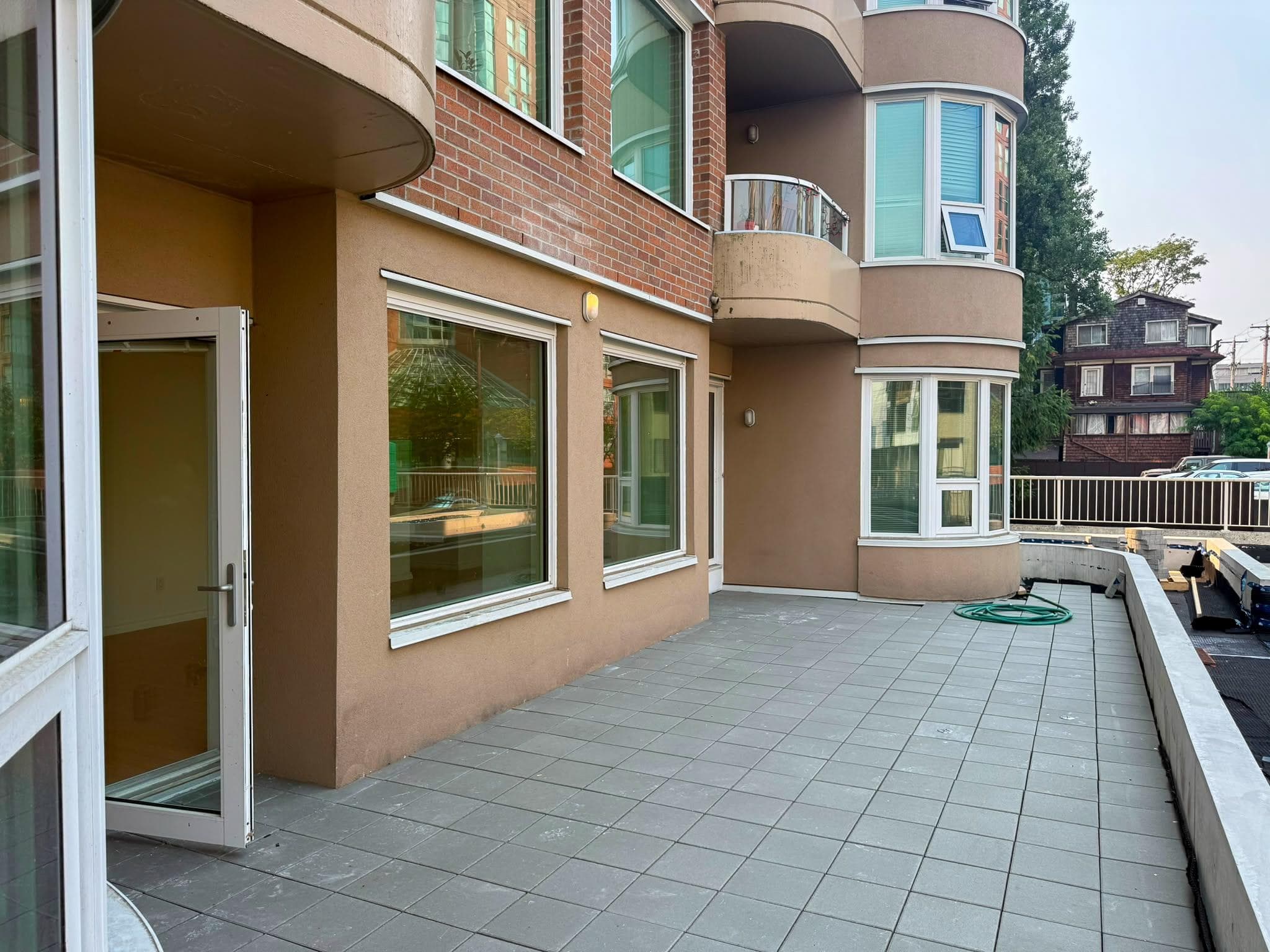 101 - 1845 Robson Street, Vancouver, V6G 1E4 — photo 1