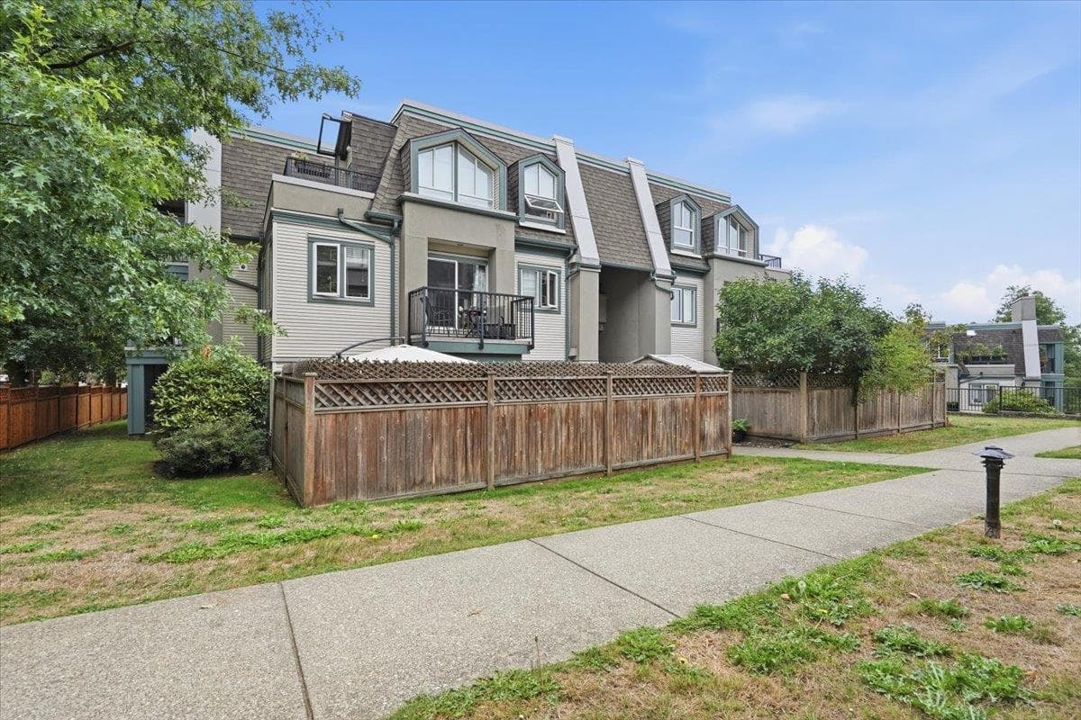 118 - 217 Begin Street, Coquitlam, V3K 4V4 — photo 2
