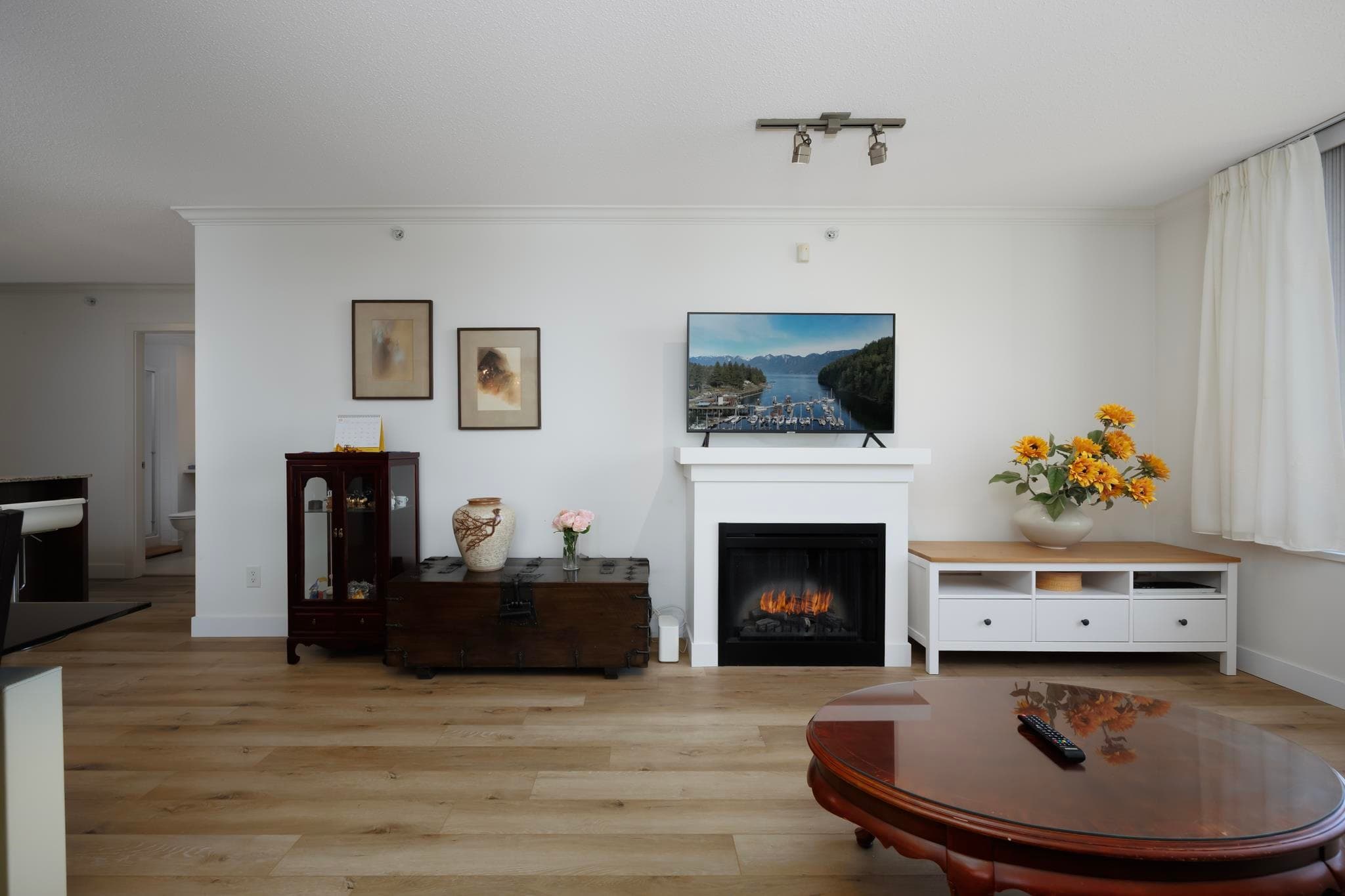 305 - 9868 Cameron Street, Burnaby, V5J 0A5 — photo 4
