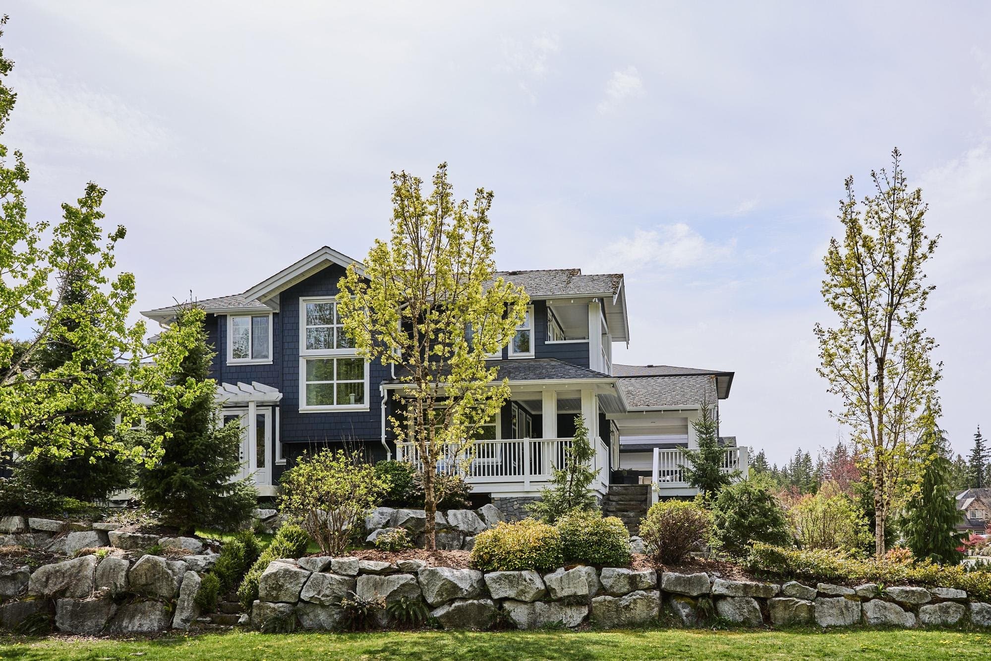 1001 Jay Crescent, Squamish, V8B 0P2 — photo 1
