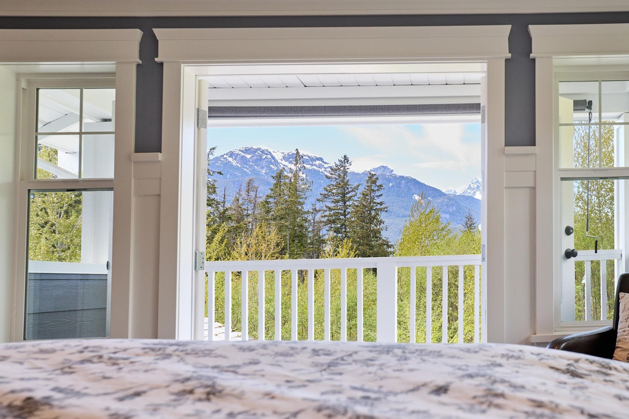 1001 Jay Crescent, Squamish, V8B 0P2 — photo 5