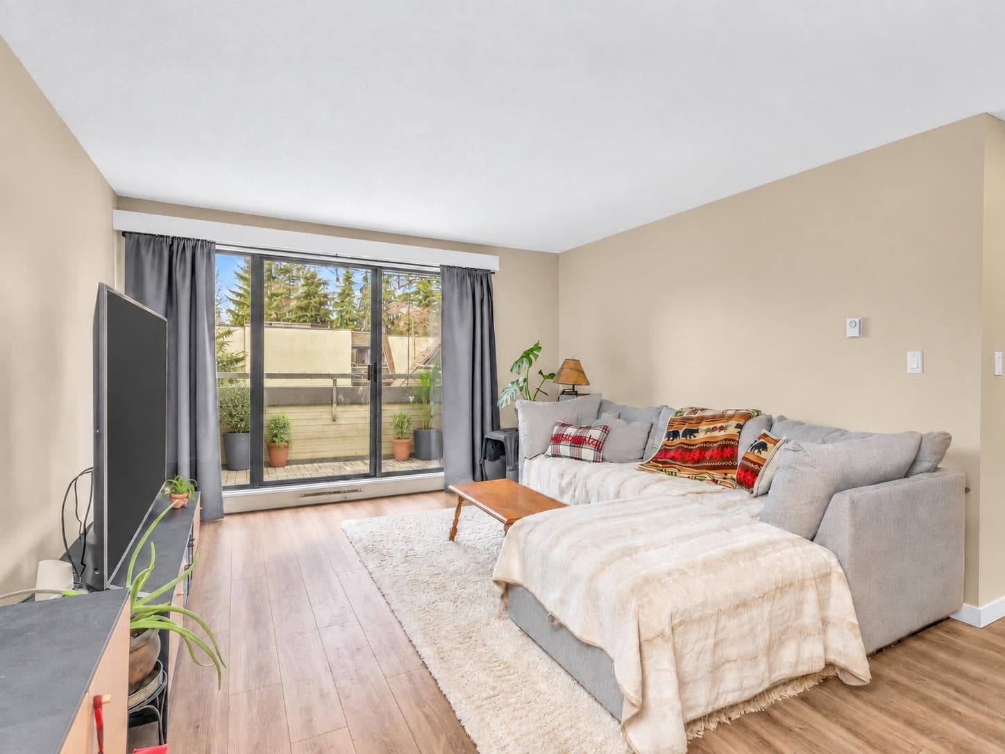 417 - 1210 Pacific Street, Coquitlam, V3B 6K3 — photo 1