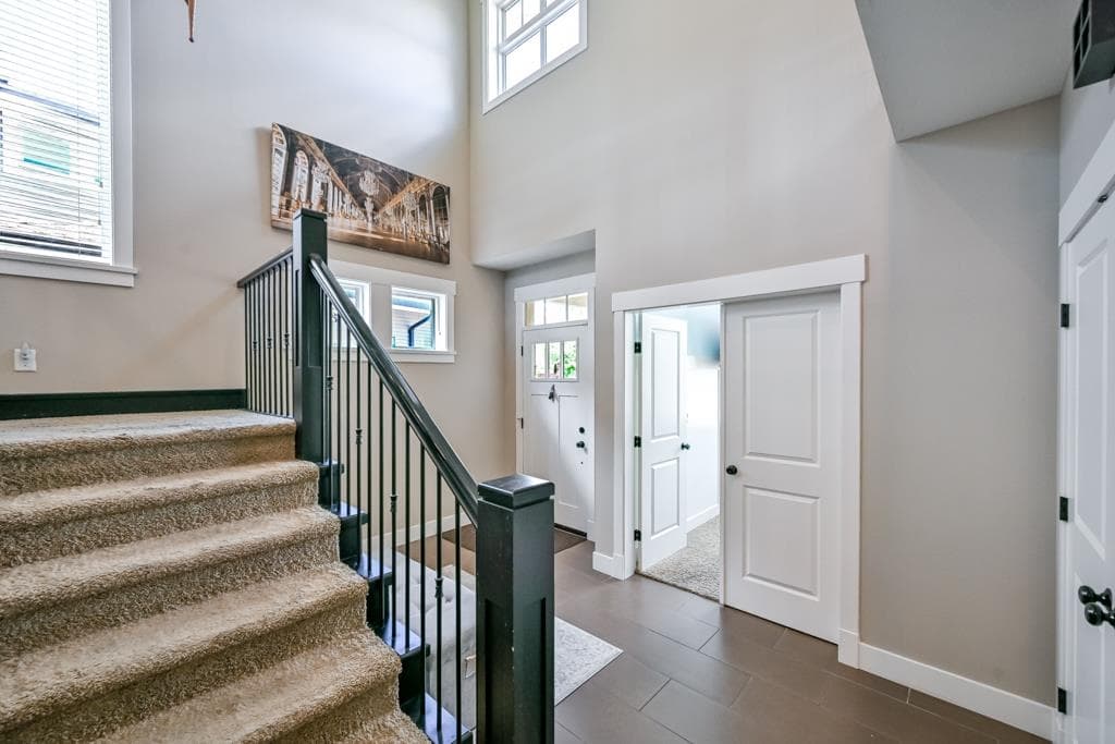 2779 Bristol Drive, Abbotsford, V2S 8N6 — photo 2