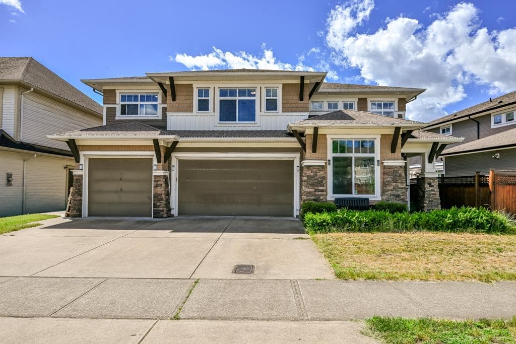 2779 Bristol Drive, Abbotsford, V2S 8N6 — photo 1