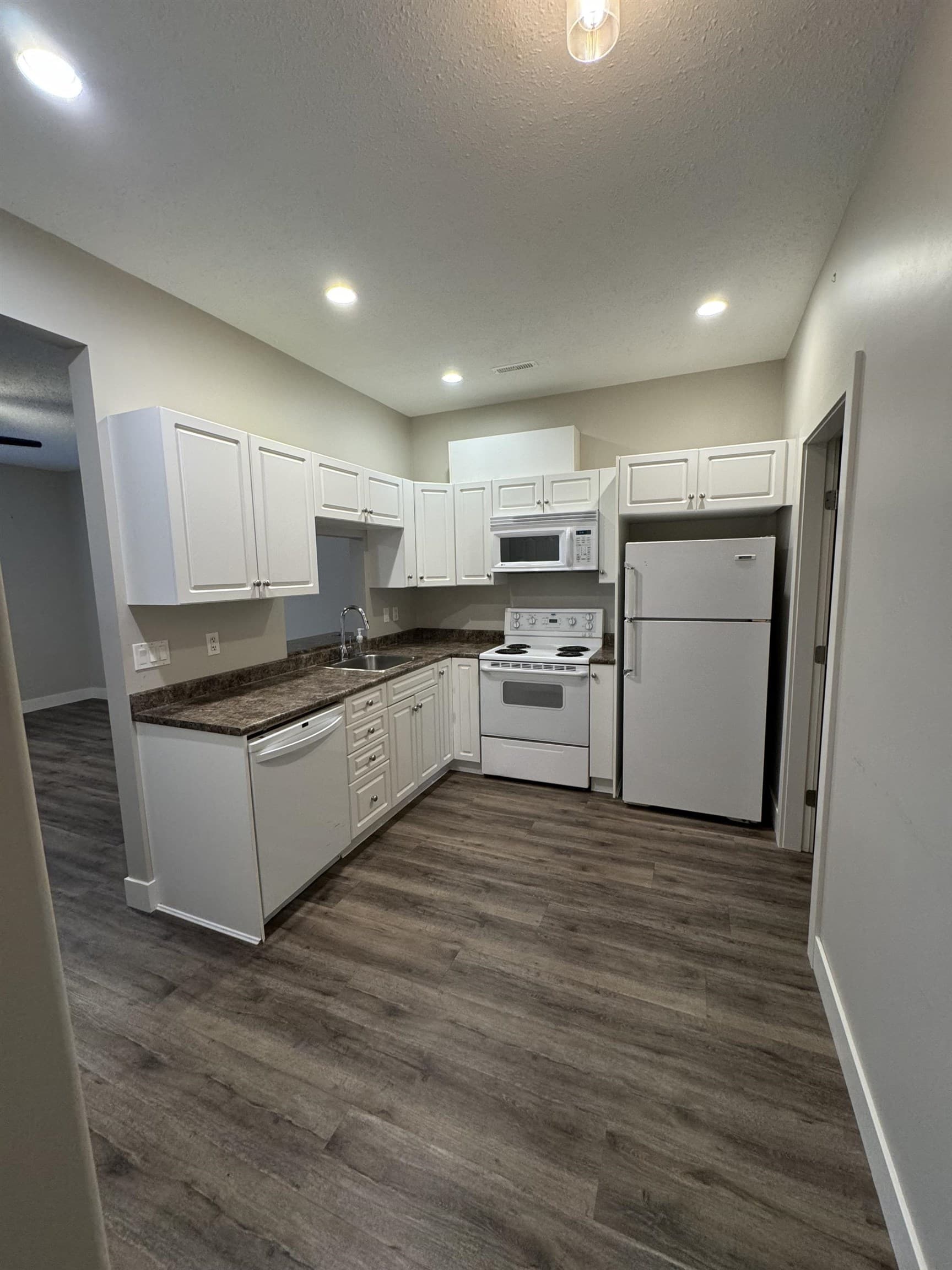 23855 Zeron Avenue, Maple Ridge, V2W 1E3 — photo 3