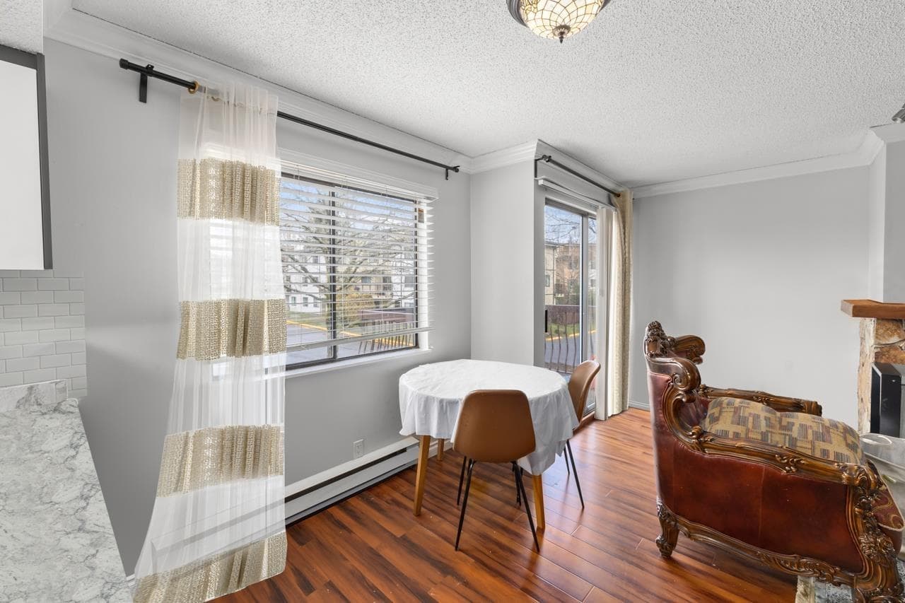 205 - 7119 133 Street, Surrey, V3W 7Z6 — photo 5