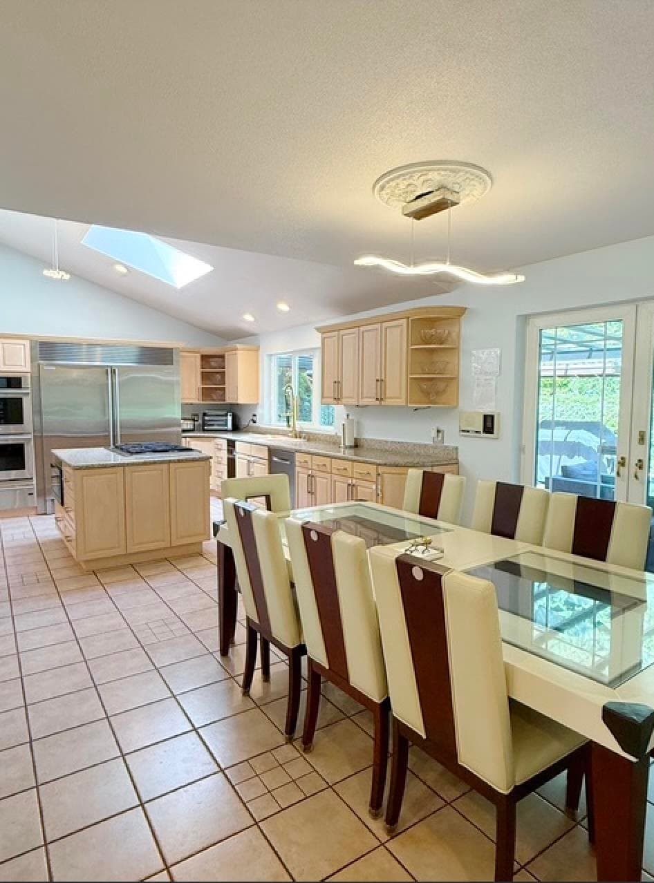 4501A Woodgreen Drive, West Vancouver, V7S 2T8 — photo 3