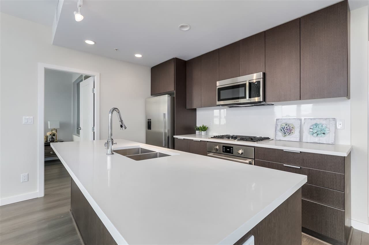 1707 - 8688 Hazelbridge Way, Richmond, V6X 0R6 — photo 2