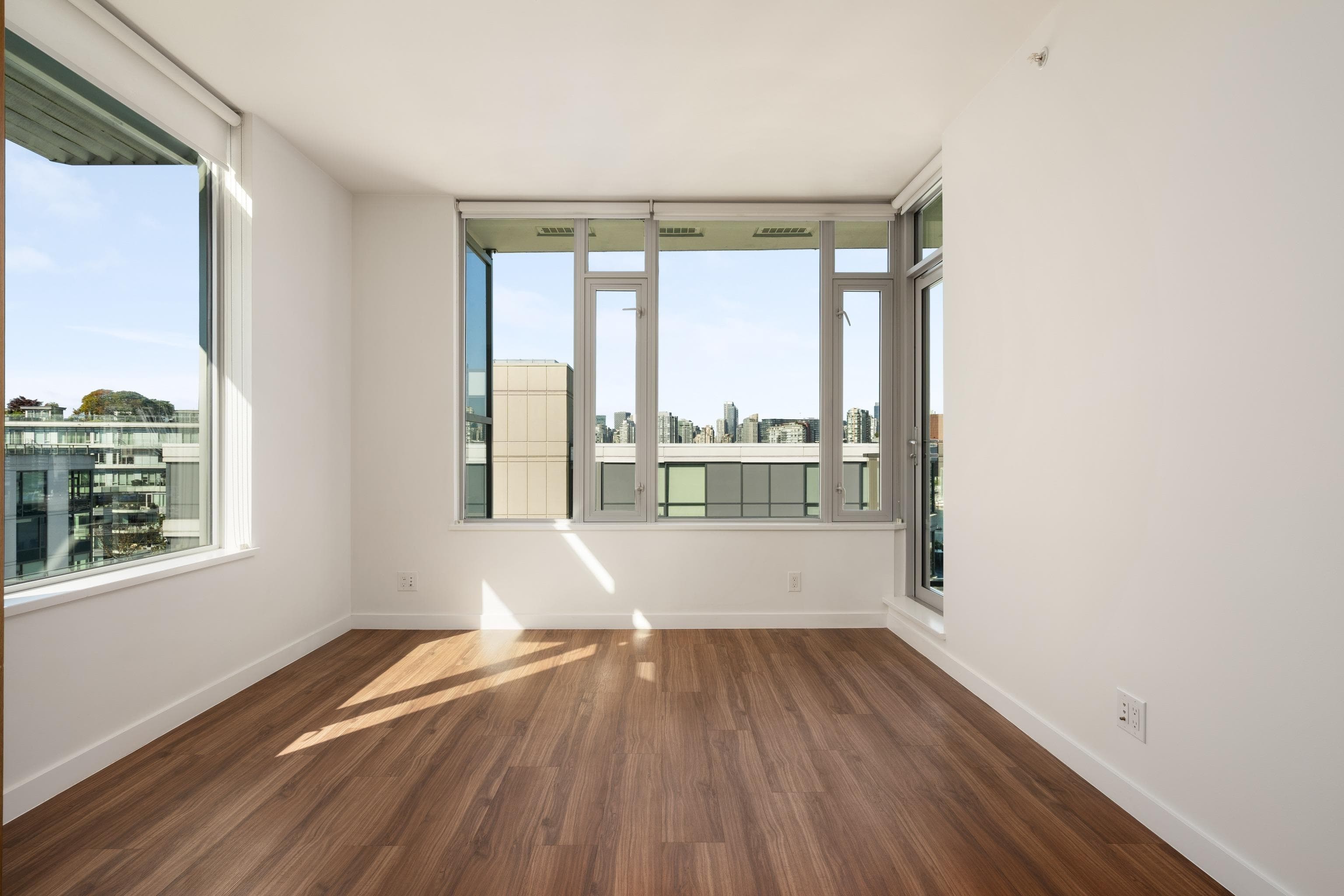 1408 - 1661 Quebec Street, Vancouver, V6A 0H2 — photo 5