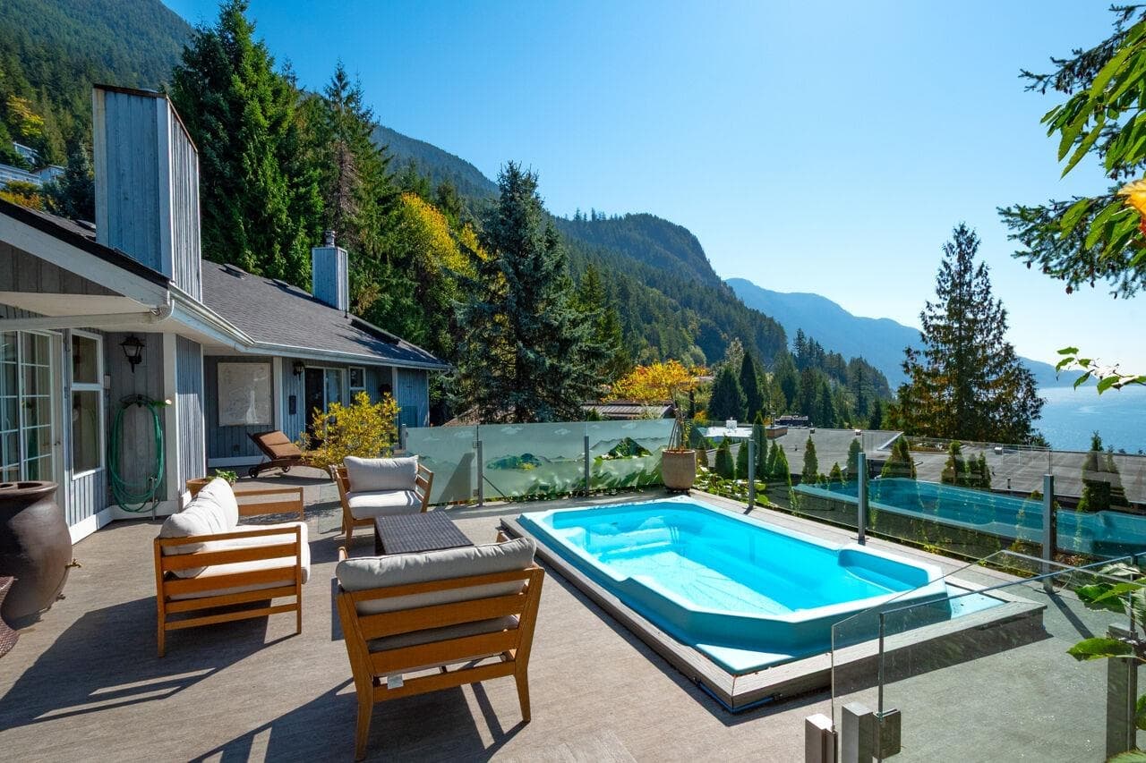 25 Tidewater Way, Lions Bay, V0N 2E0 — photo 1