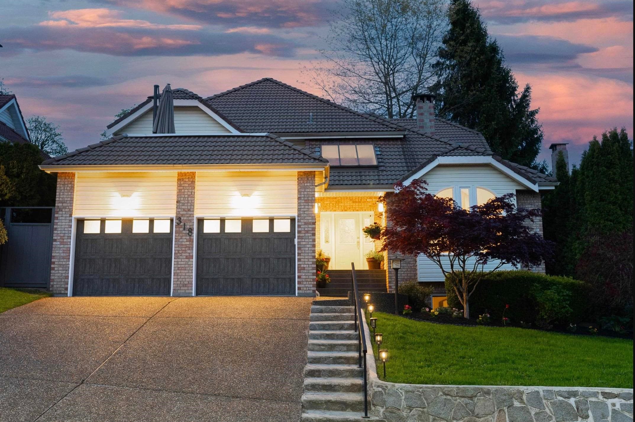318 Roche Point Drive, North Vancouver, V7G 2M2 — photo 1