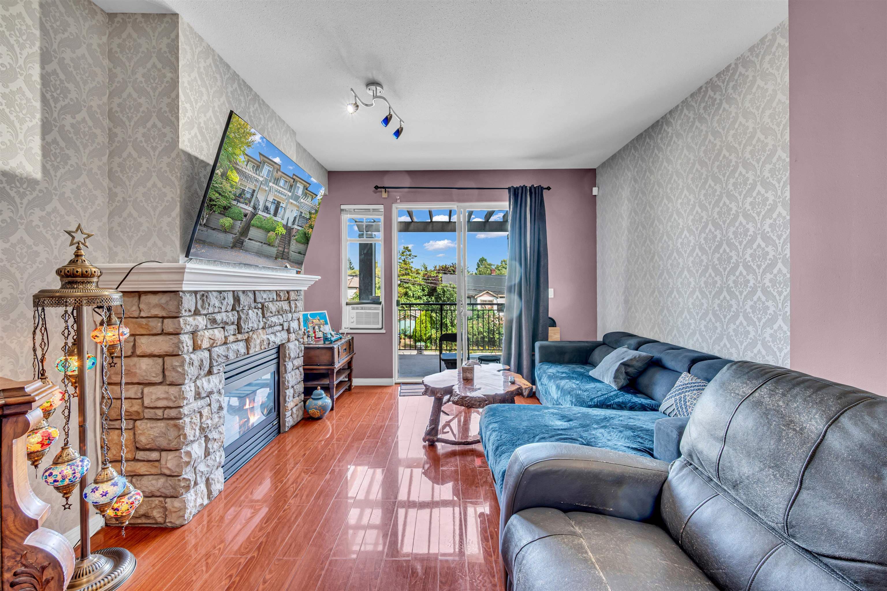 6 - 1010 Ewen Avenue, New Westminster, V3M 5C9 — photo 3