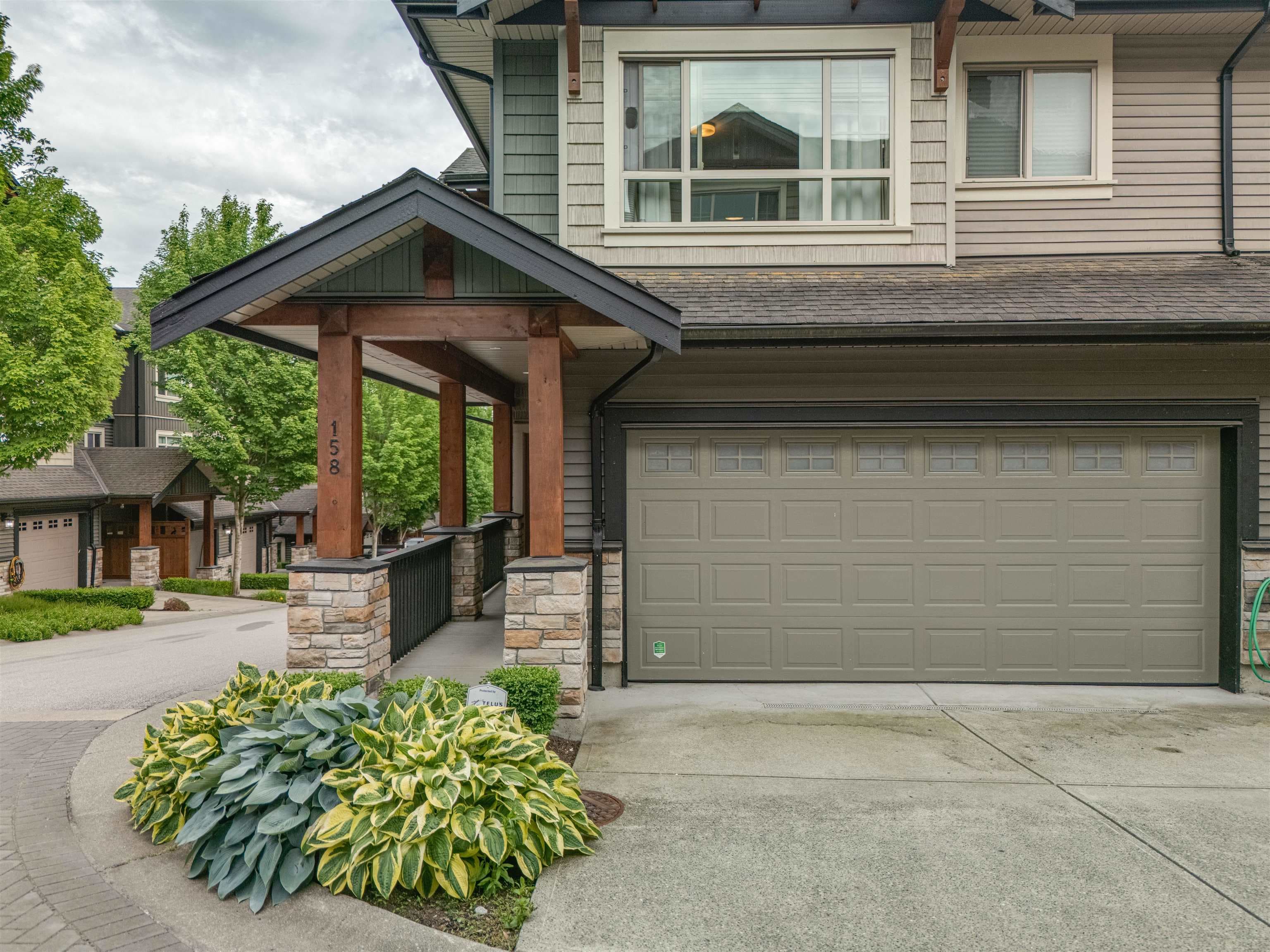 158 - 11305 240 Street, Maple Ridge, V2W 0J1 — photo 1
