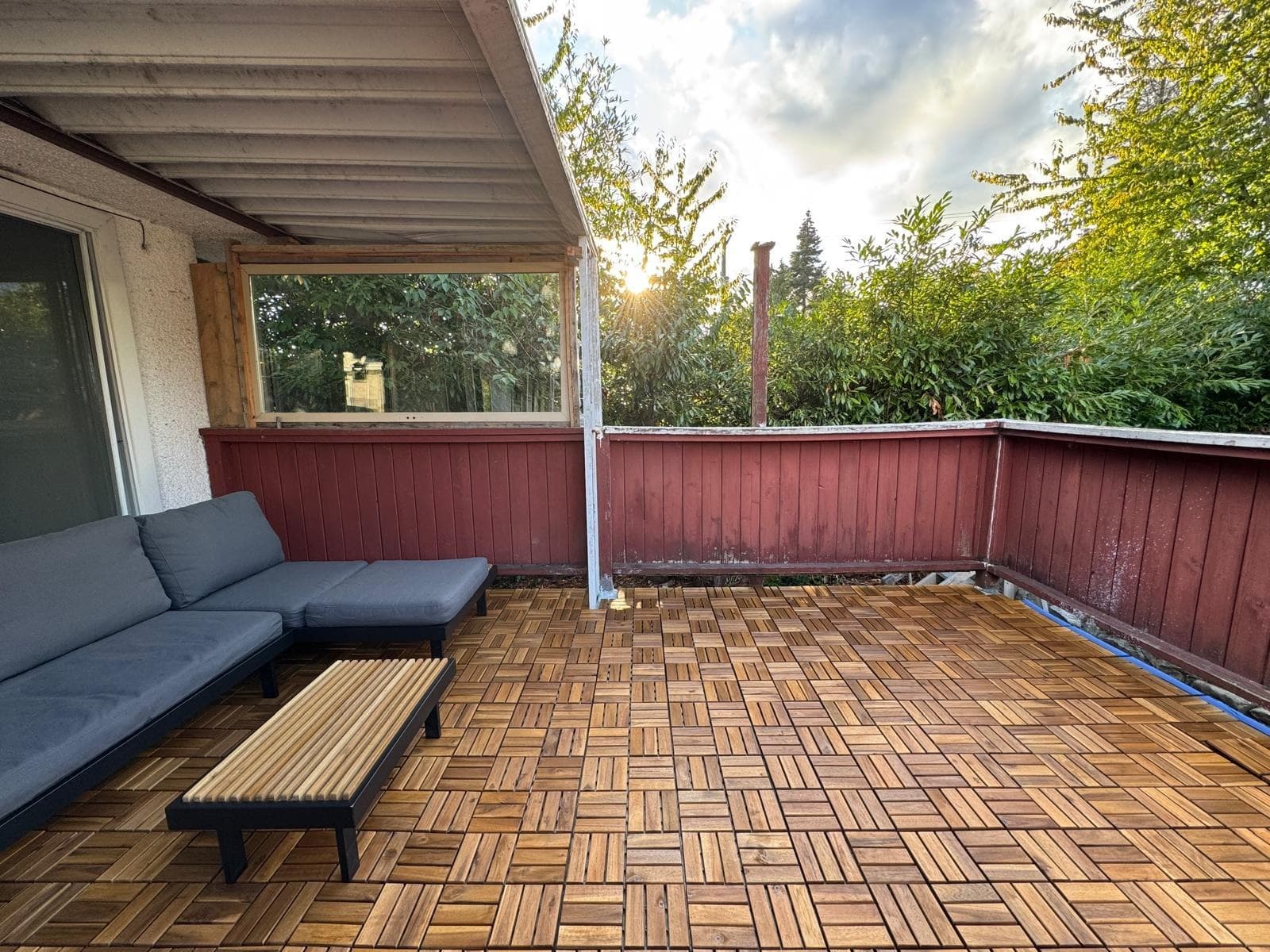 Upper - 6717 Broadway, Burnaby, V5B 2Y7 — photo 4