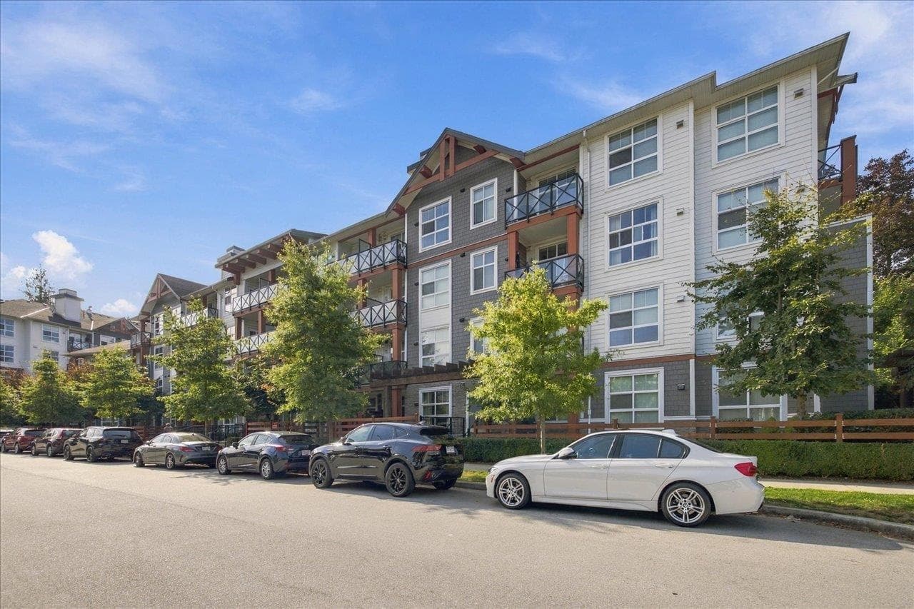 313 - 14550 Winter Crescent, Surrey
