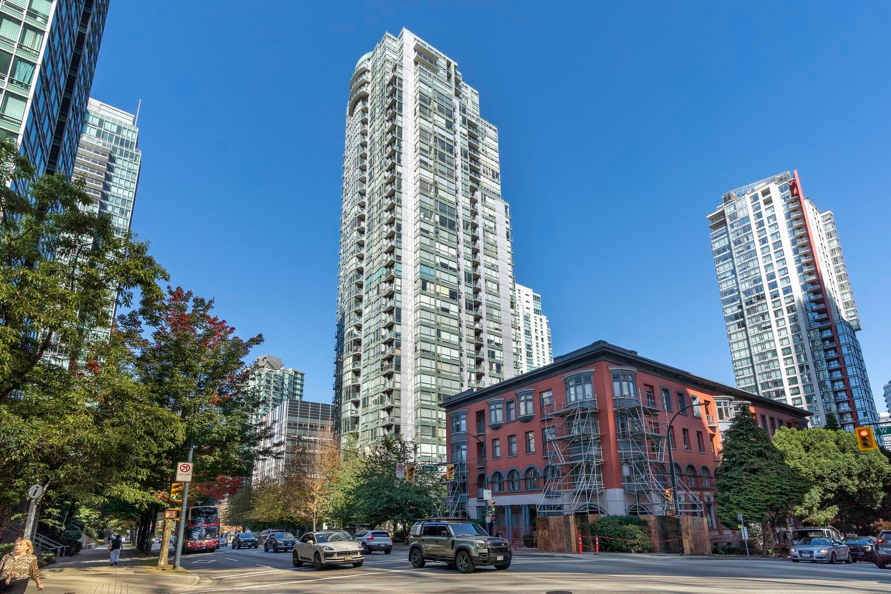 607 - 1239 W Georgia Street, Vancouver, V6E 4R8 — photo 1