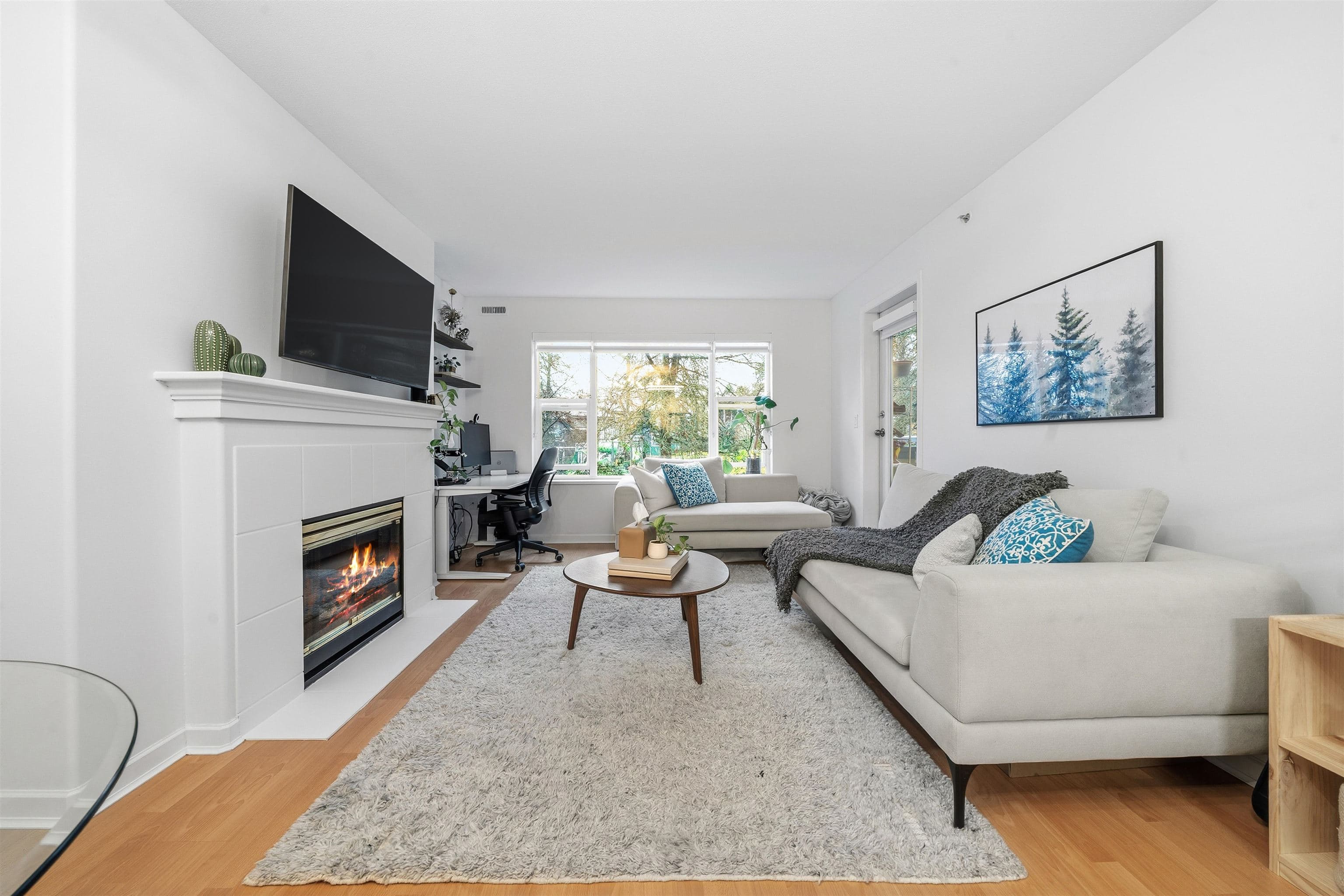 210 - 5281 Oakmount Crescent, Burnaby, V5H 4S7 — photo 2