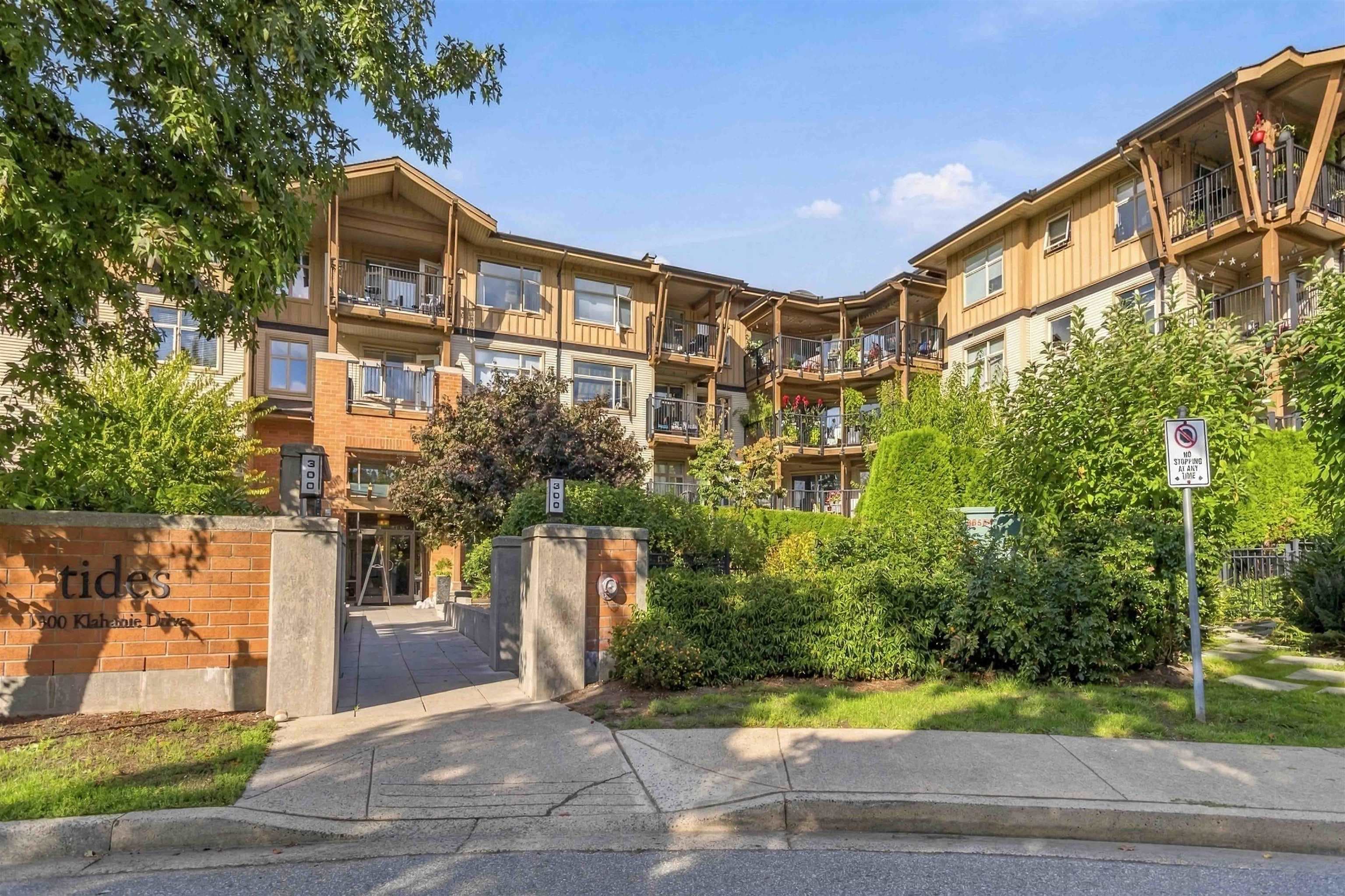 109 - 300 Klahanie Drive, Port Moody, V3H 5K8 — photo 3