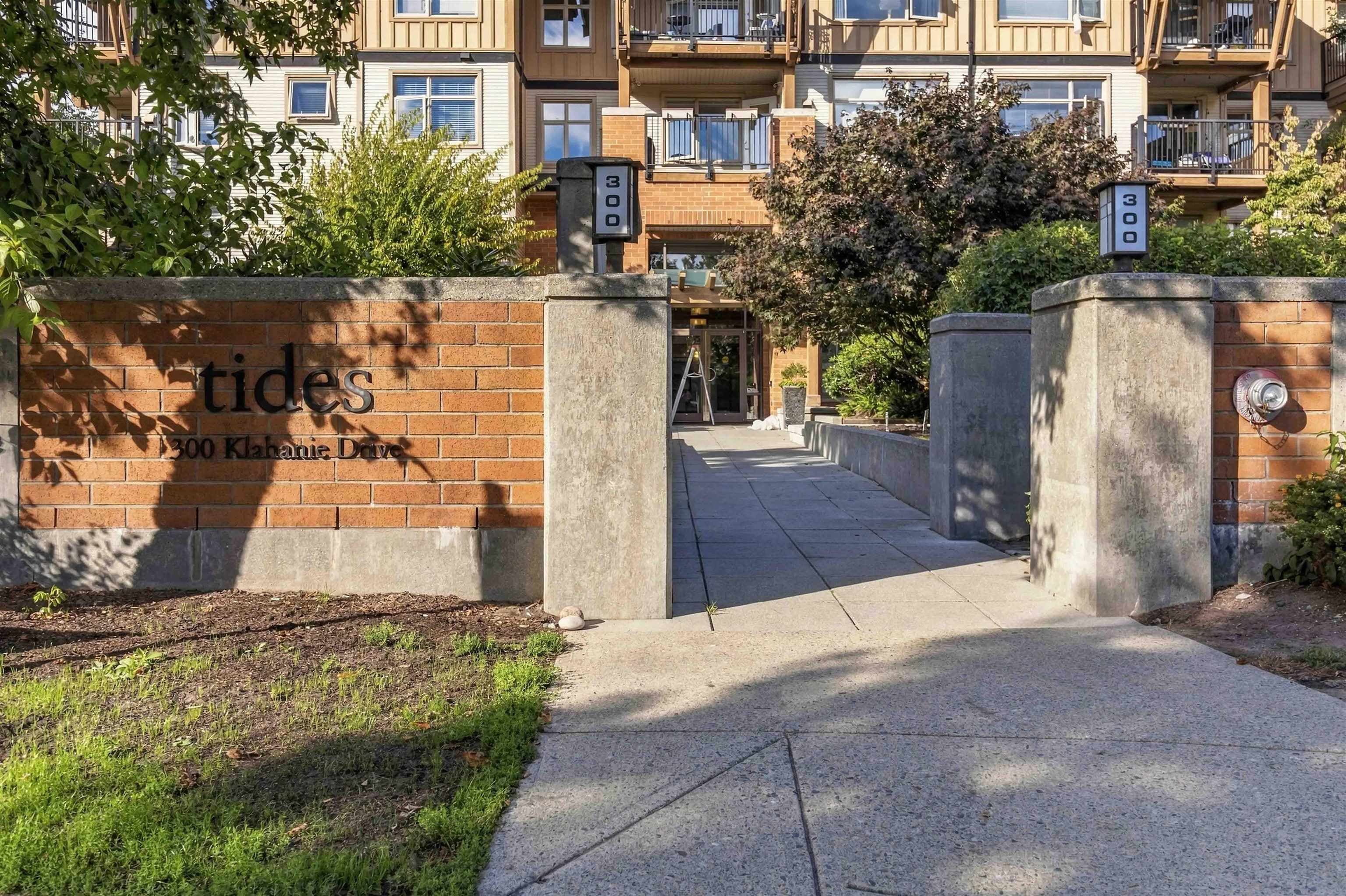 109 - 300 Klahanie Drive, Port Moody, V3H 5K8 — photo 4