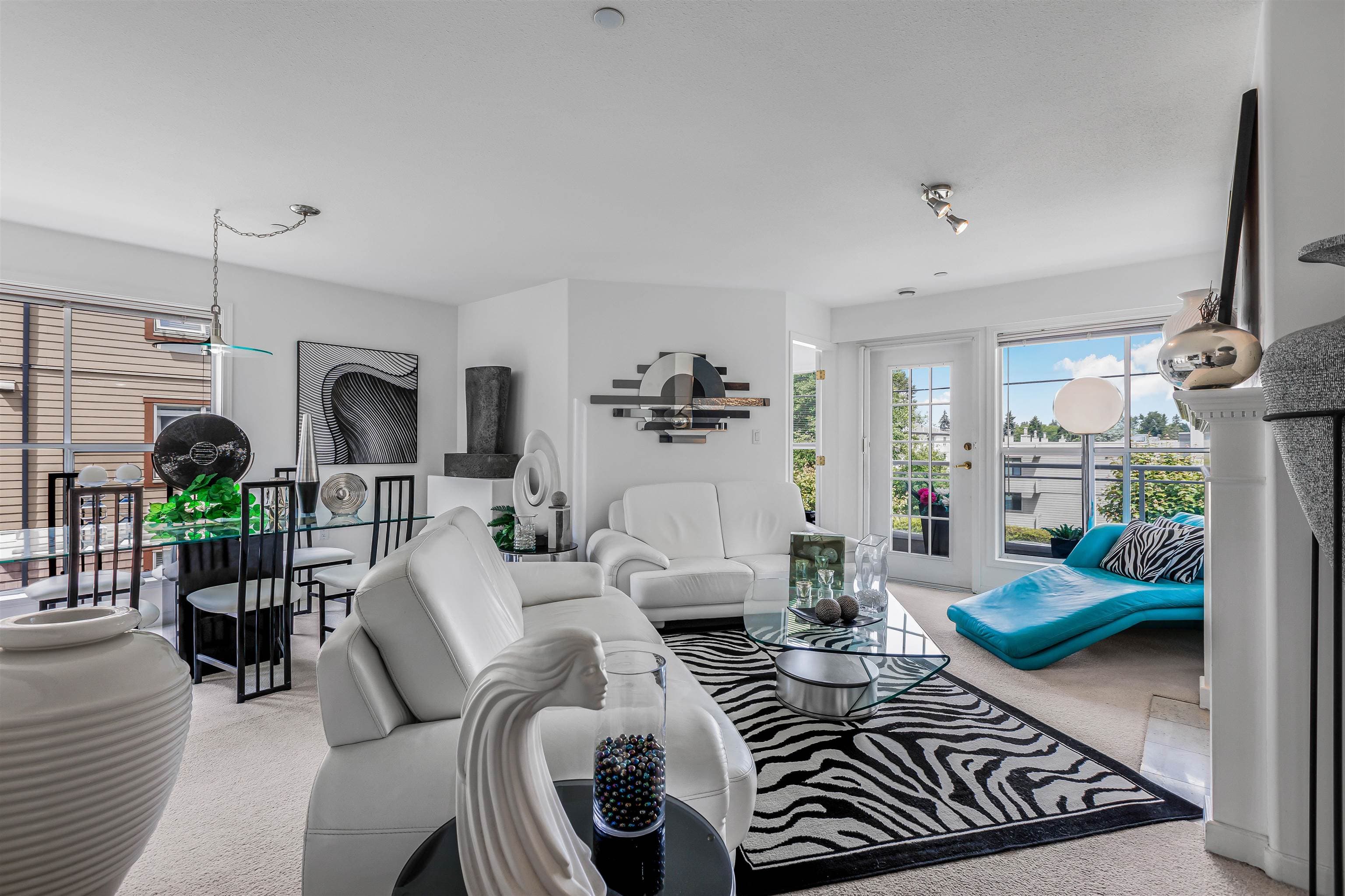 206 - 15290 18th Avenue, Surrey, V4A 1W8 — photo 1