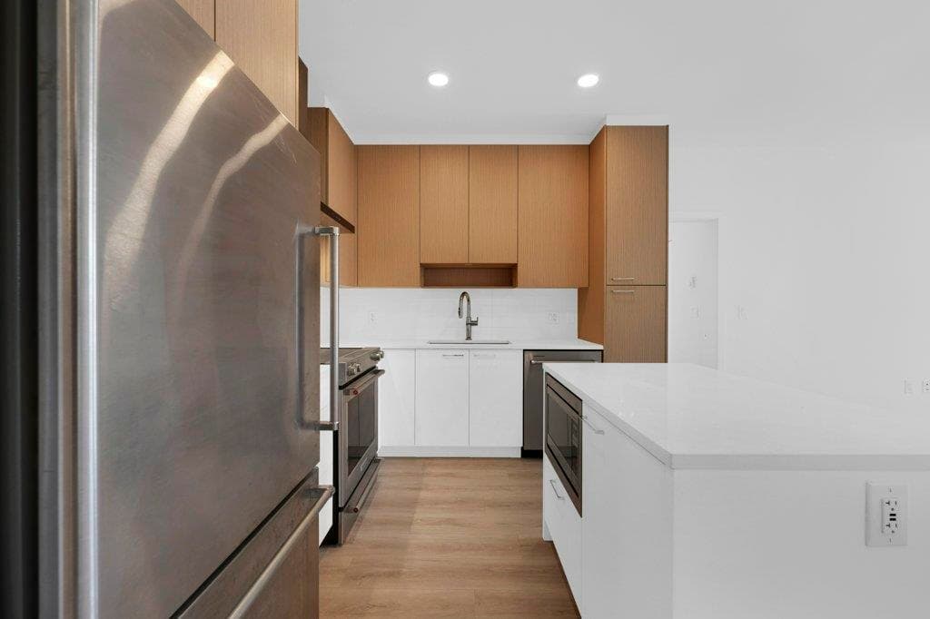 421 - 7588 16th Street, Burnaby, V3N 0H8 — photo 5