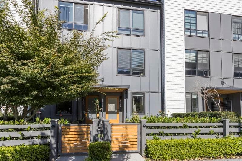 1342 Halyard Place, Squamish, V8B 2A1 — photo 1
