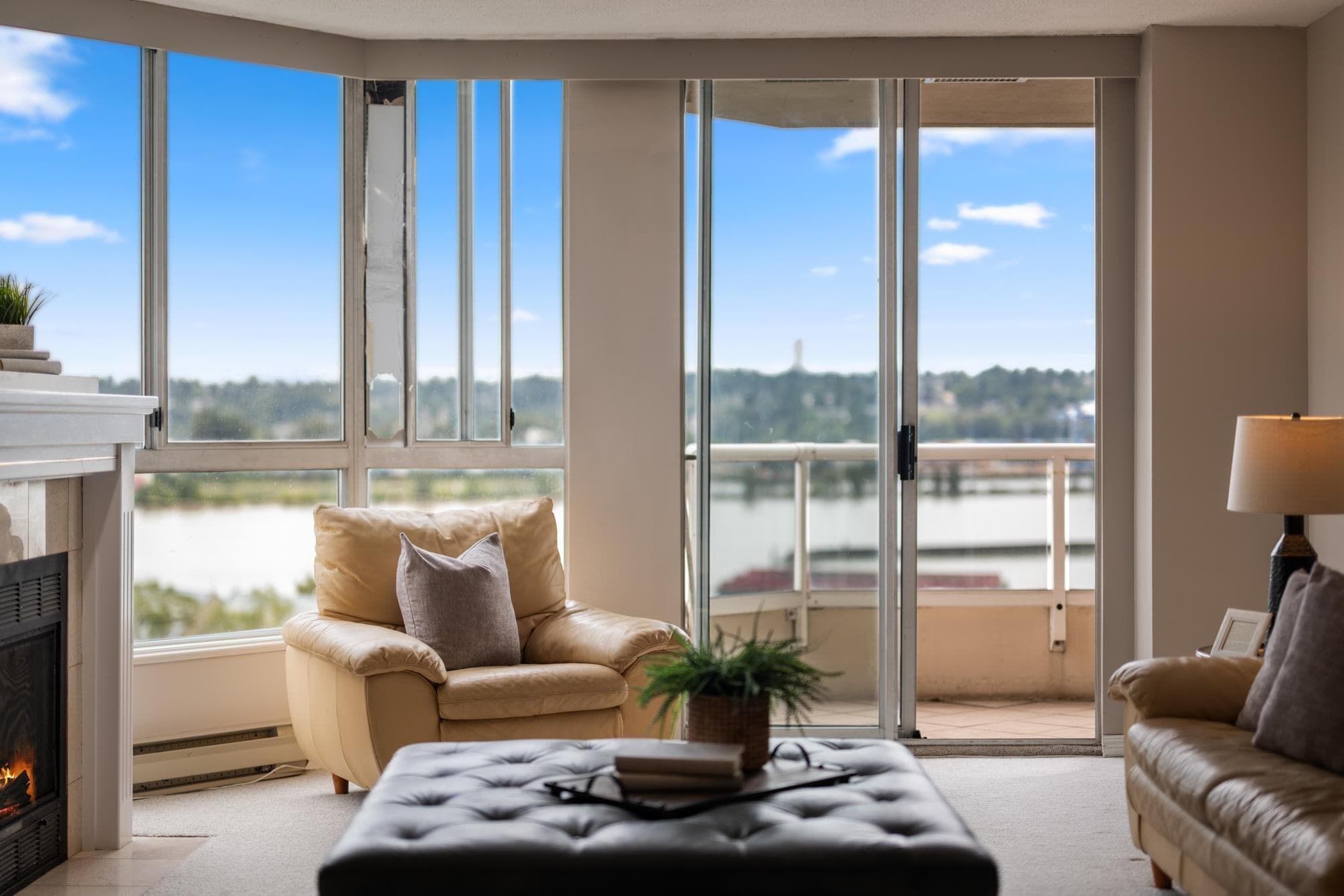 1505 - 1235 Quayside Drive, New Westminster, V3M 6J5 — photo 4