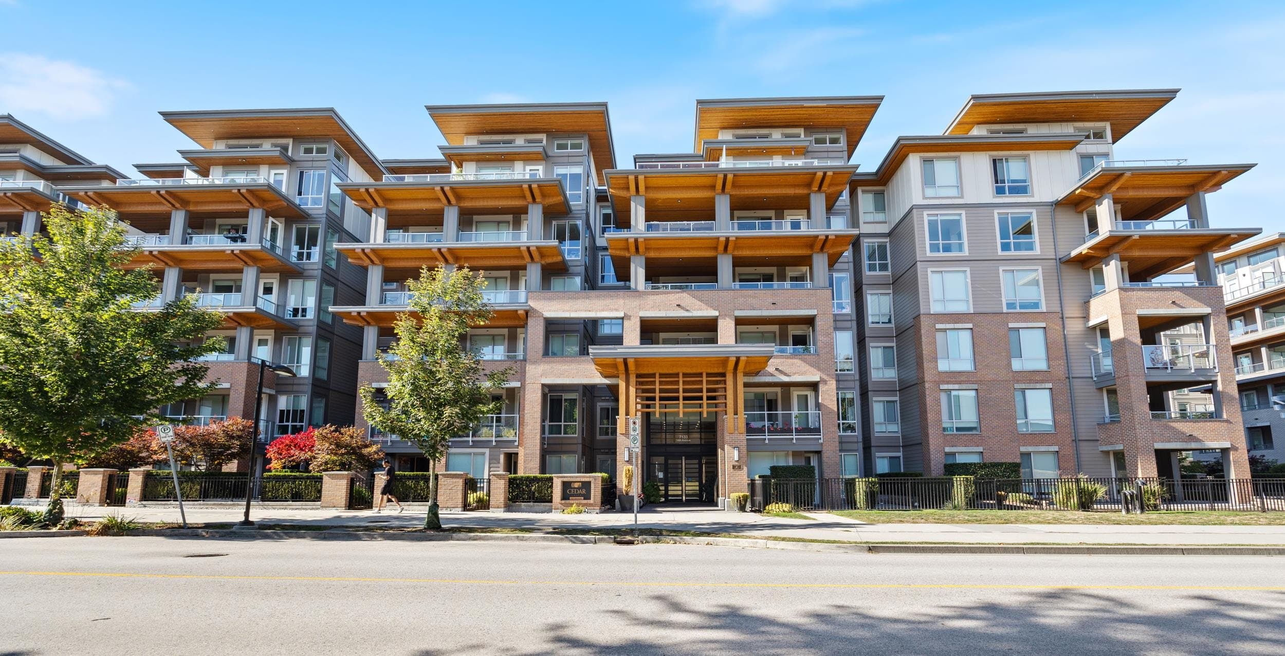 601 - 7133 14th Avenue, Burnaby