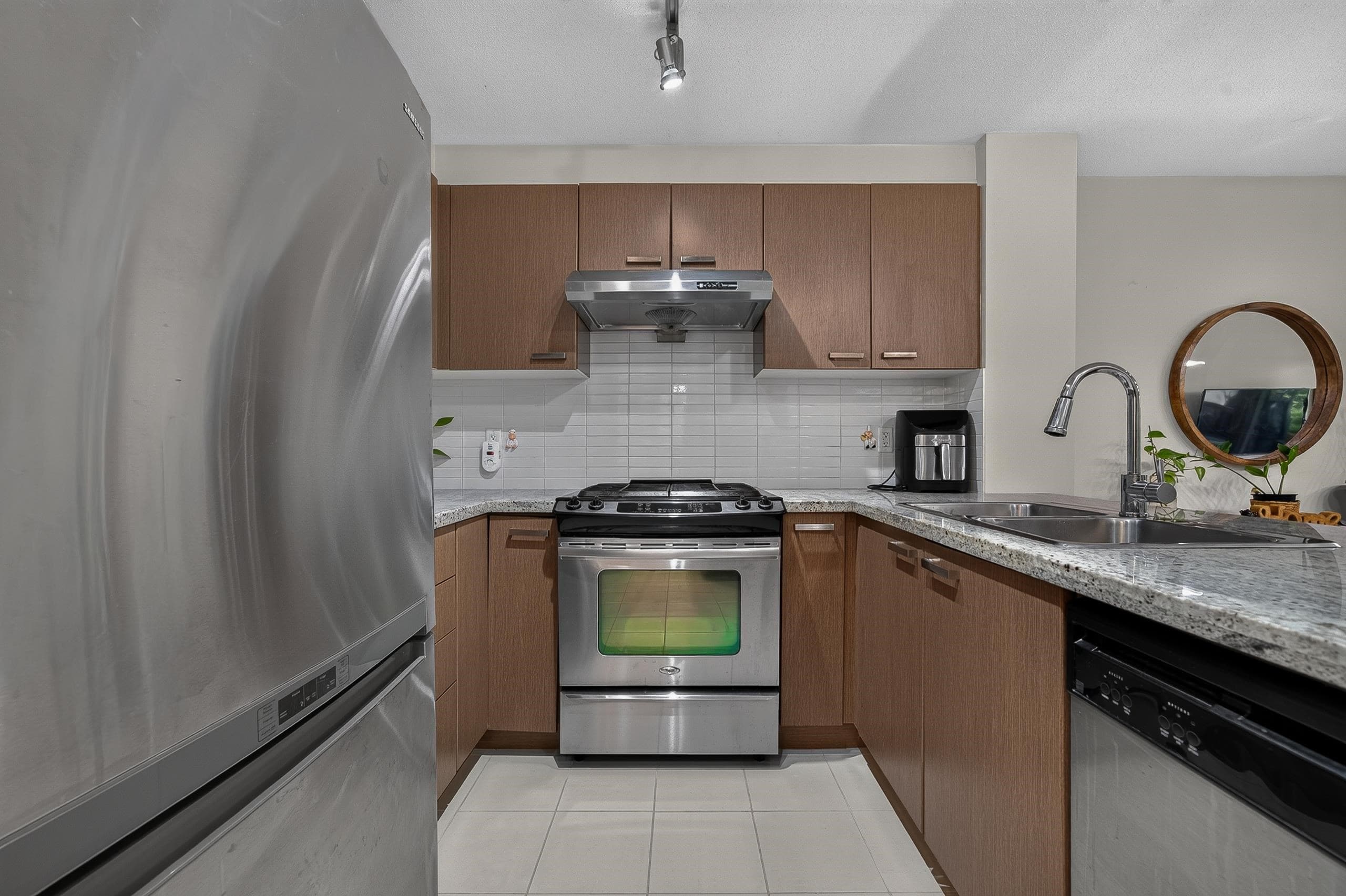 115 - 9399 Tomicki Avenue, Richmond, V6X 1C9 — photo 4