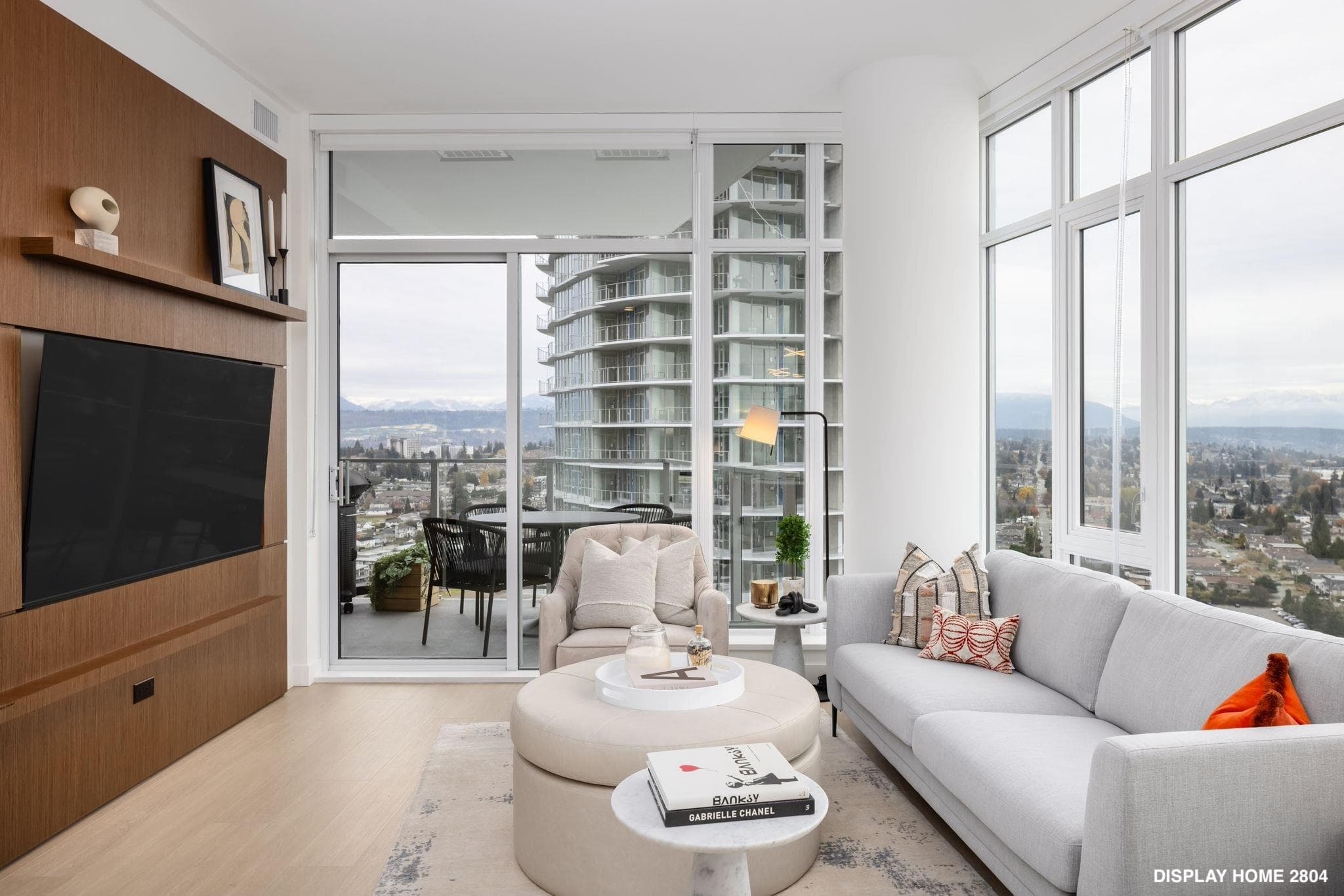 2104 - 7683 Park Crescent, Burnaby, V3N 0J3 — photo 4