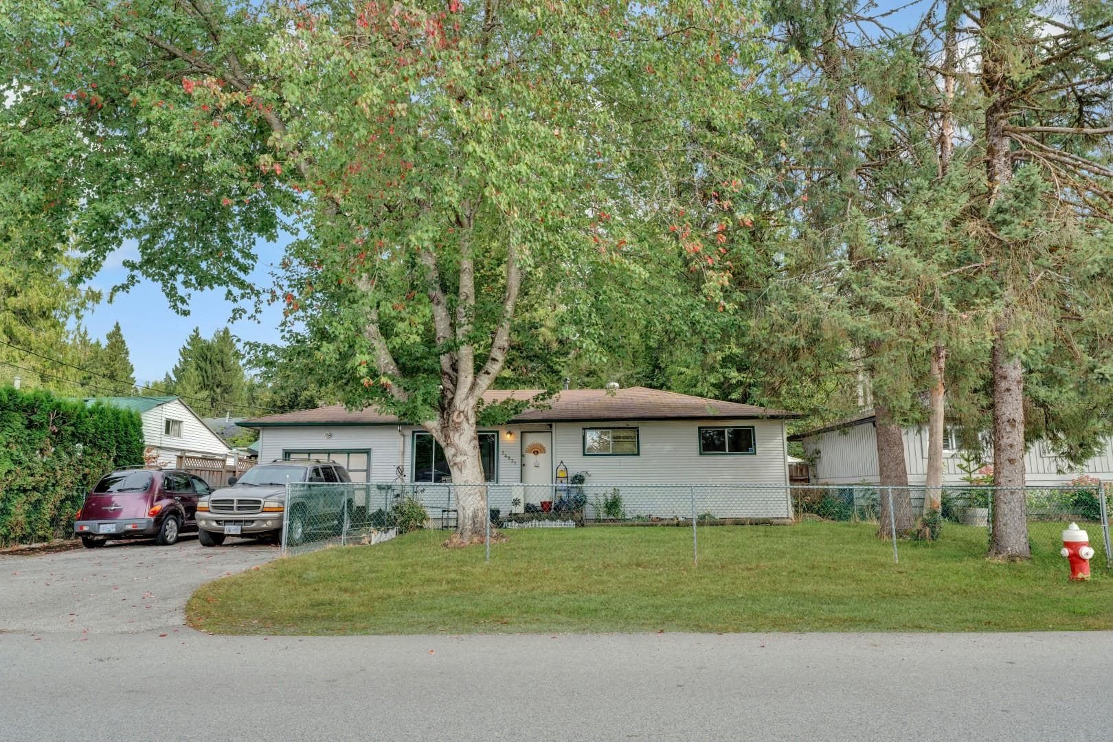 24931 121 Avenue, Maple Ridge, V4R 2A6 — photo 1