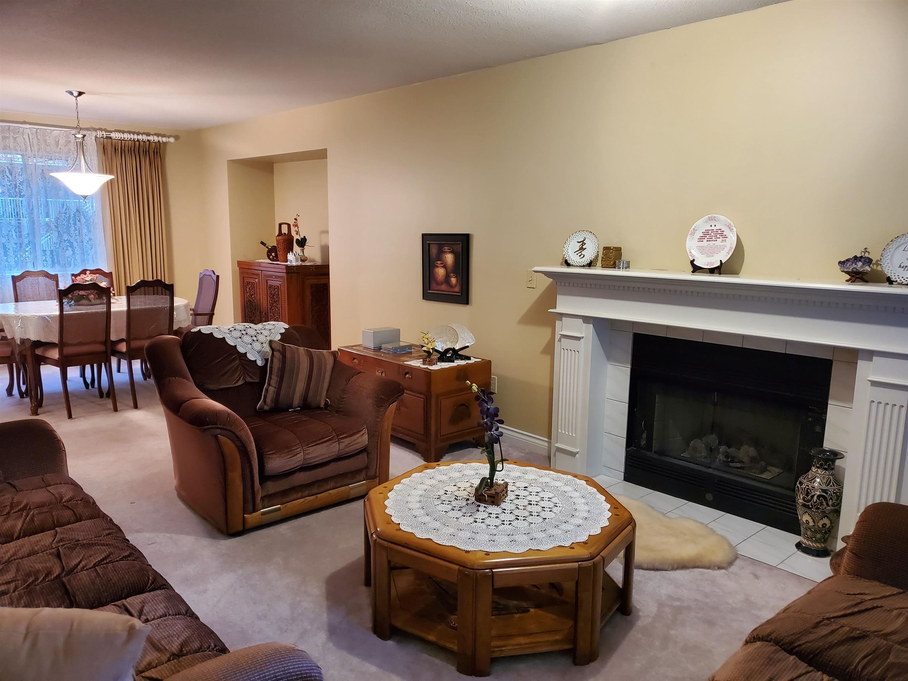 15499 91a Avenue, Surrey, V3R 9X1 — photo 3