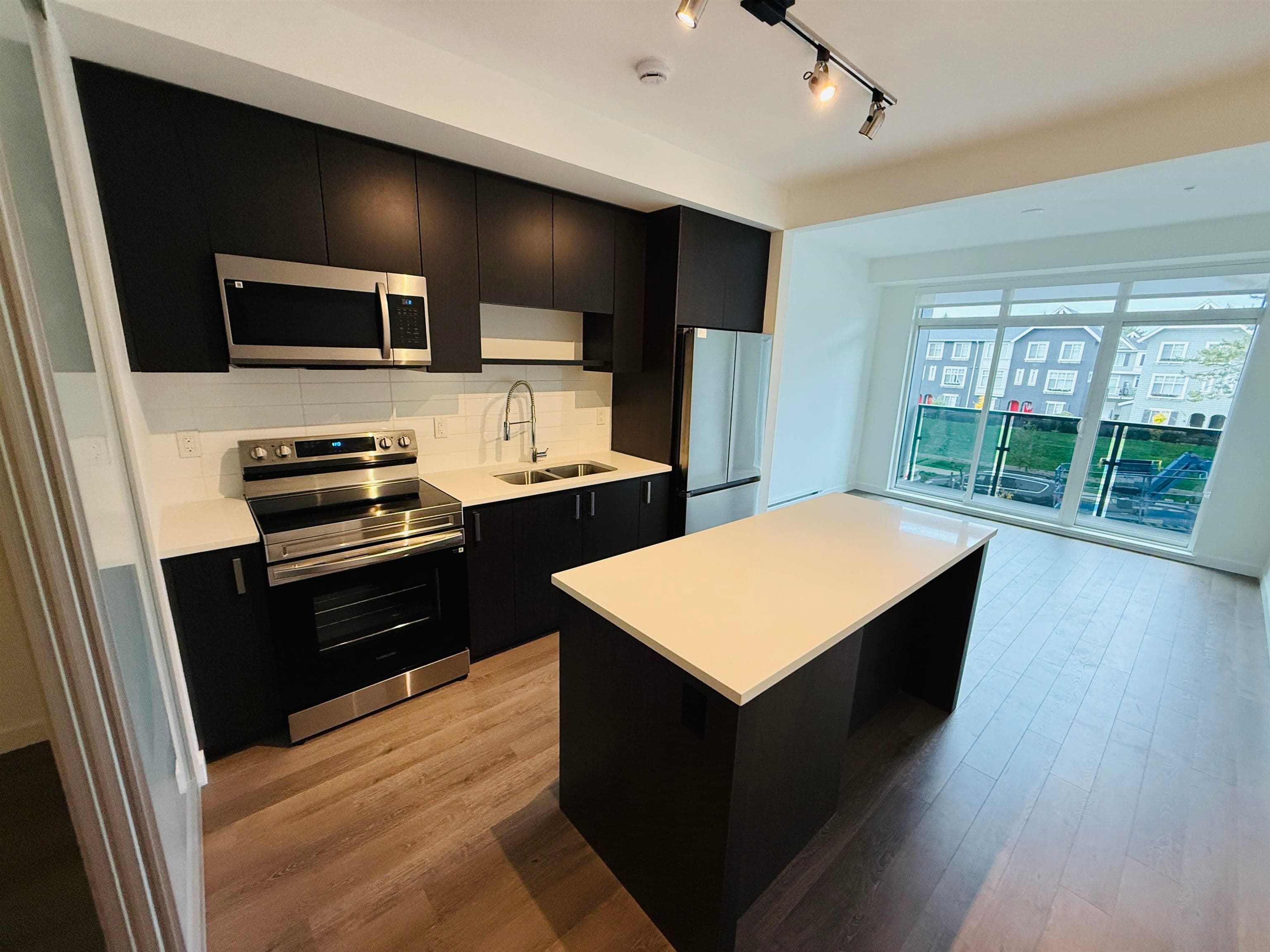 2nd floor - 8509 158 Street, Surrey, V4N 0Y5 — photo 2