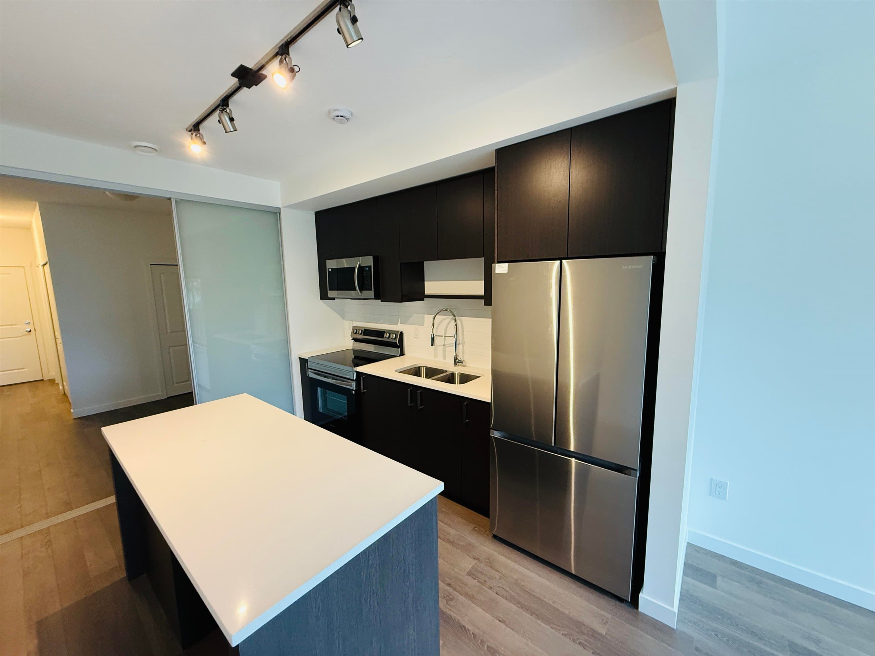 2nd floor - 8509 158 Street, Surrey, V4N 0Y5 — photo 3