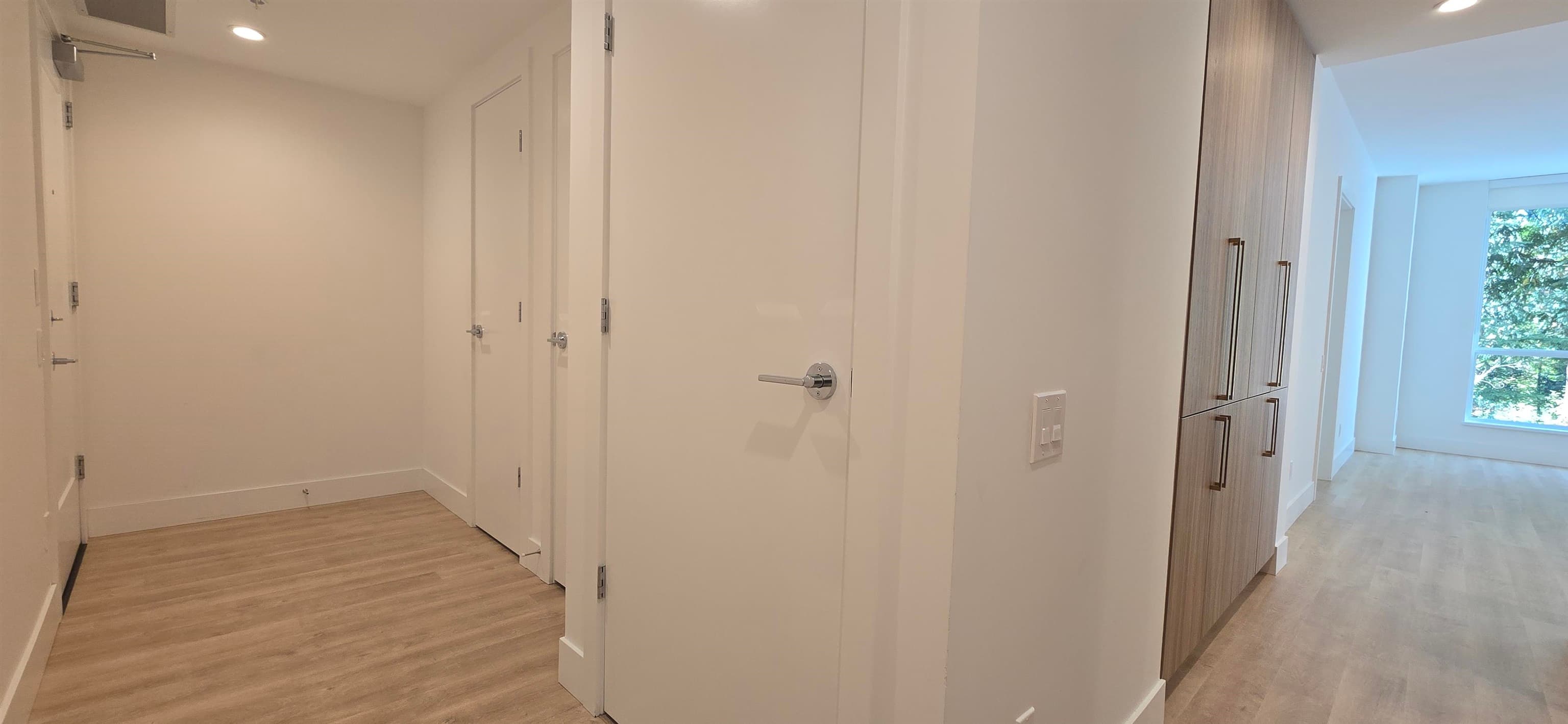 410 - 3225 Emery Court, North Vancouver, V7J 0E8 — photo 5