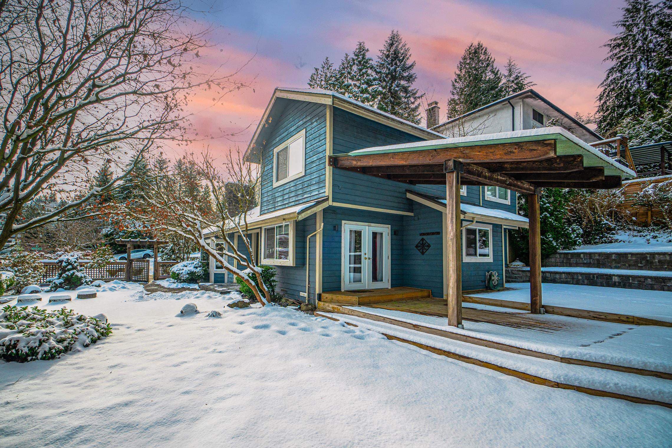 1936 Clarke Street, Port Moody, V3H 1X9 — photo 3