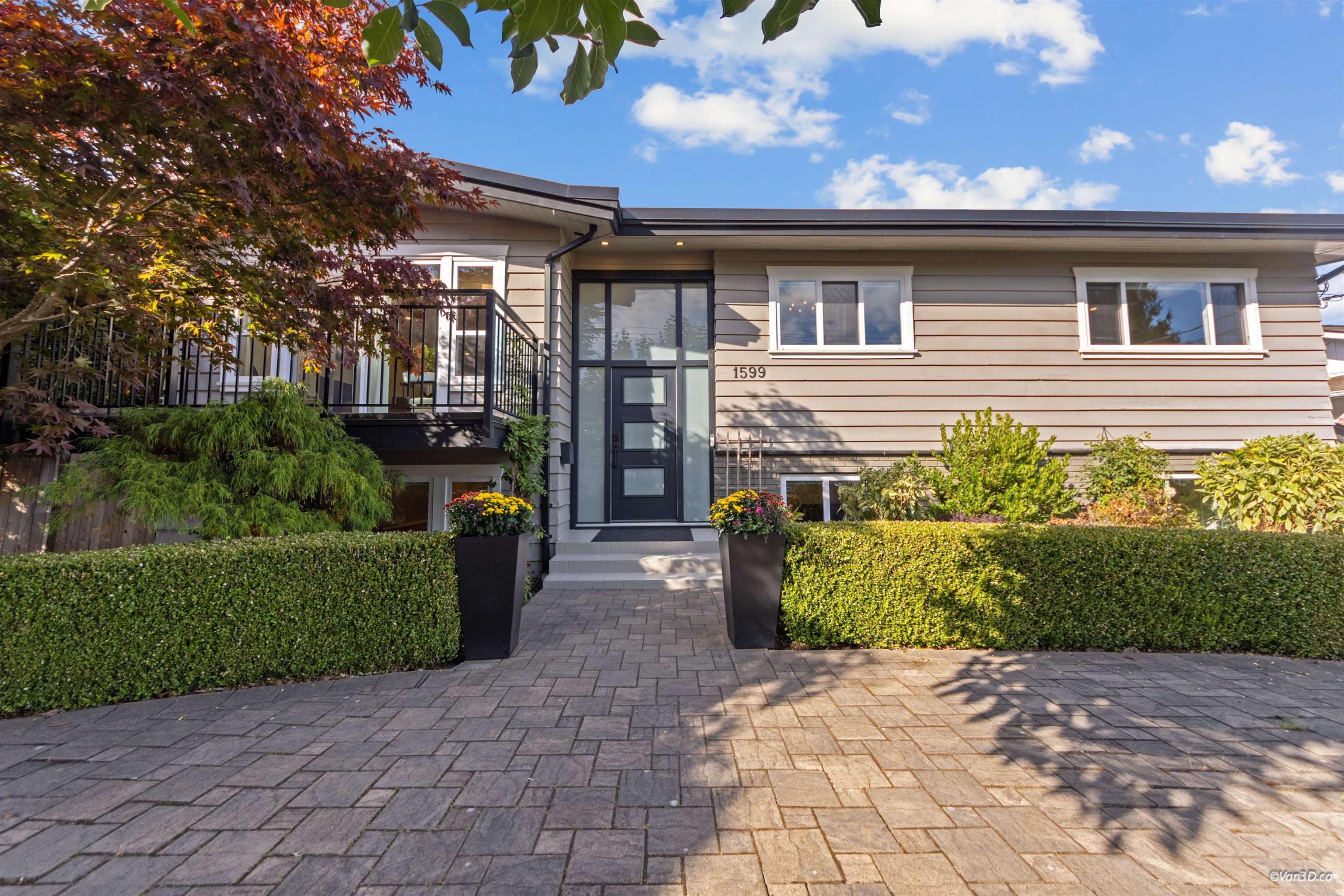 1599 Eden Avenue, Coquitlam