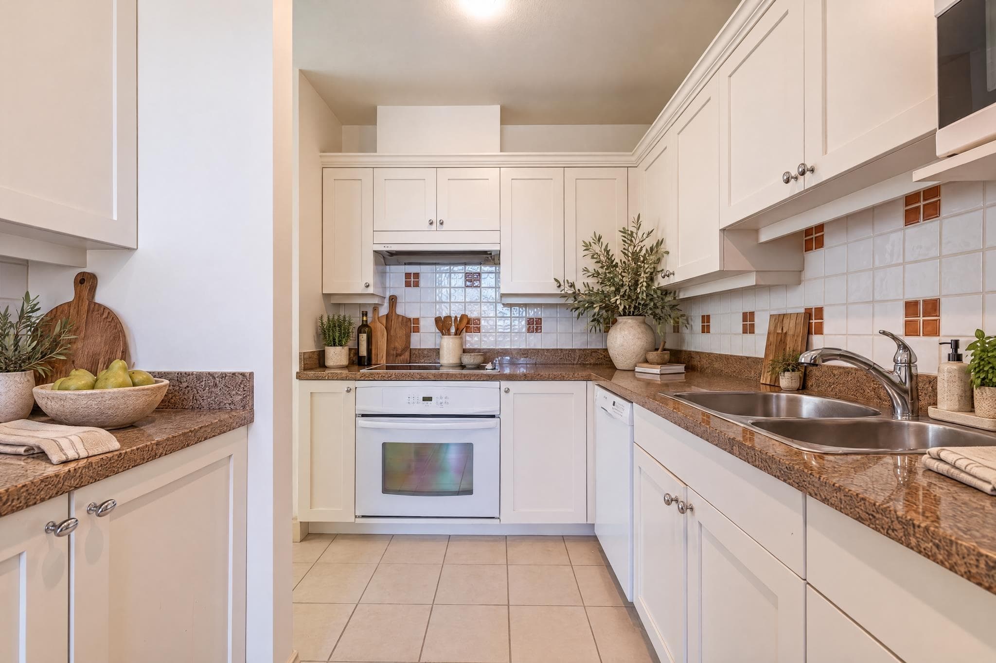 205 - 1896 Marine Drive, West Vancouver, V7V 1J6 — photo 5