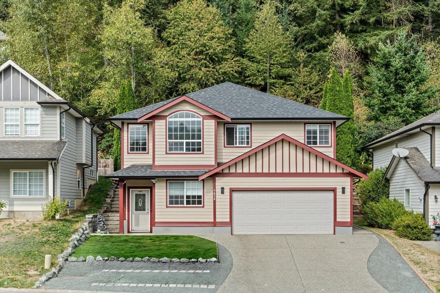 4838 Teskey Road, Chilliwack, V2R 5T7 — photo 1