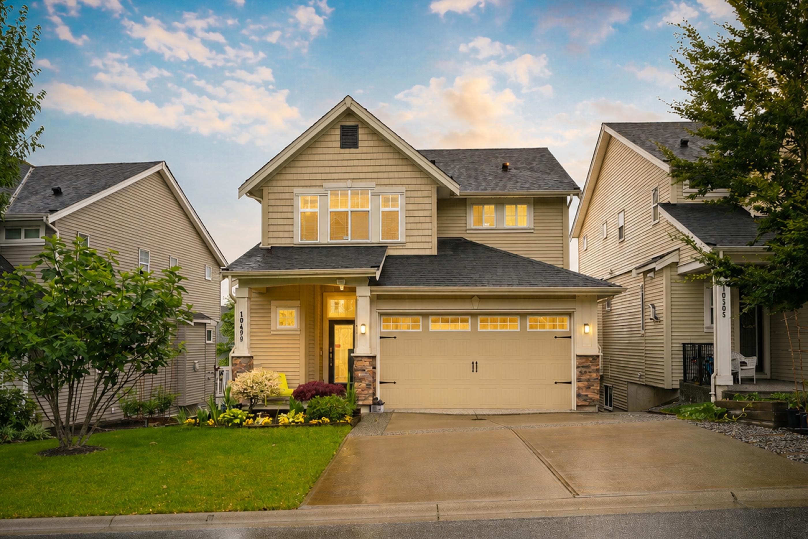 10499 Mceachern Street, Maple Ridge, V2W 0H8 — photo 1