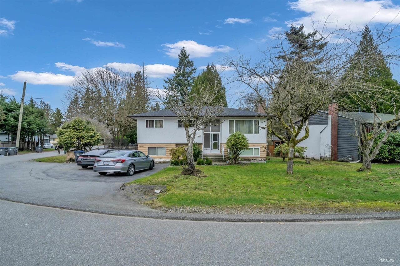 12521 Grove Crescent, Surrey, V3V 2L6 — photo 1