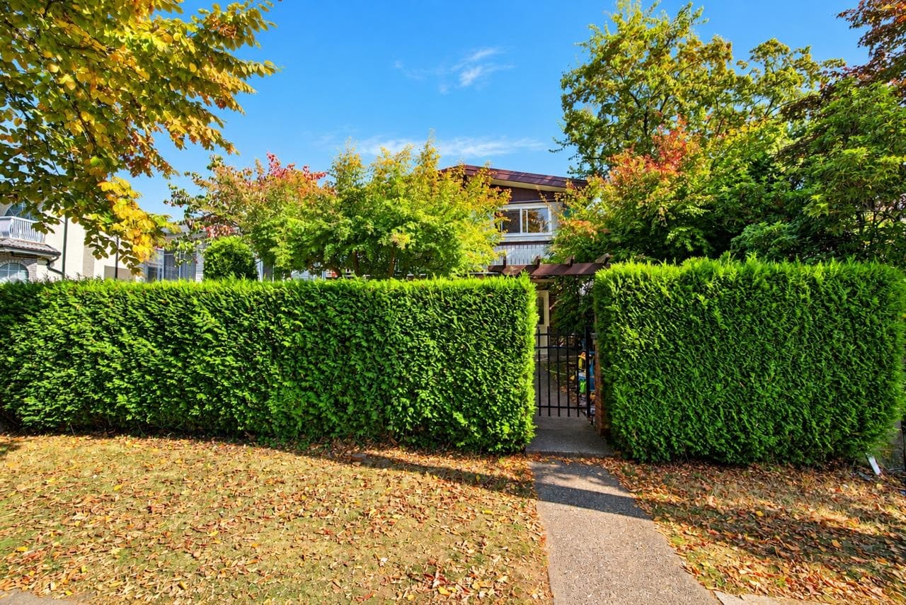 5970 Joyce Street, Vancouver, V5R 4J2 — photo 2