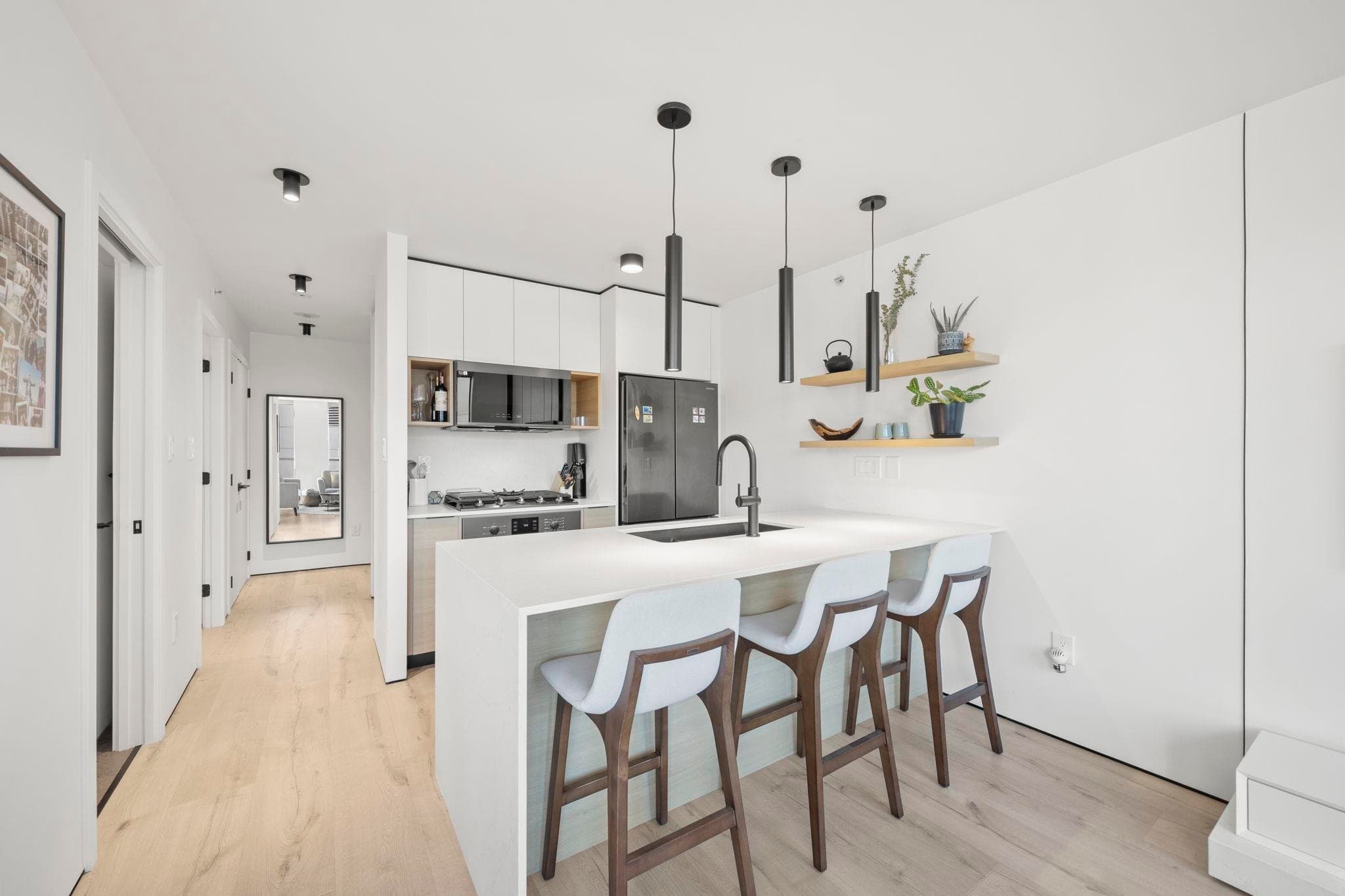 502 - 2979 Glen Drive, Coquitlam, V3B 0B2 — photo 3